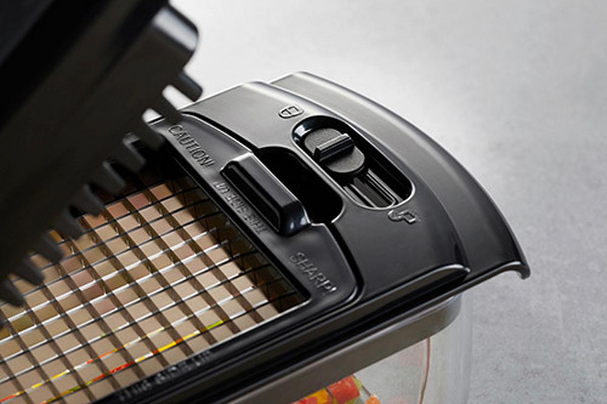 KRAJALNICA UNIWERSALNA 89471 - czarny, Basics, tworzywo sztuczne/metal (11,2/12,1/26,8cm) - Gefu