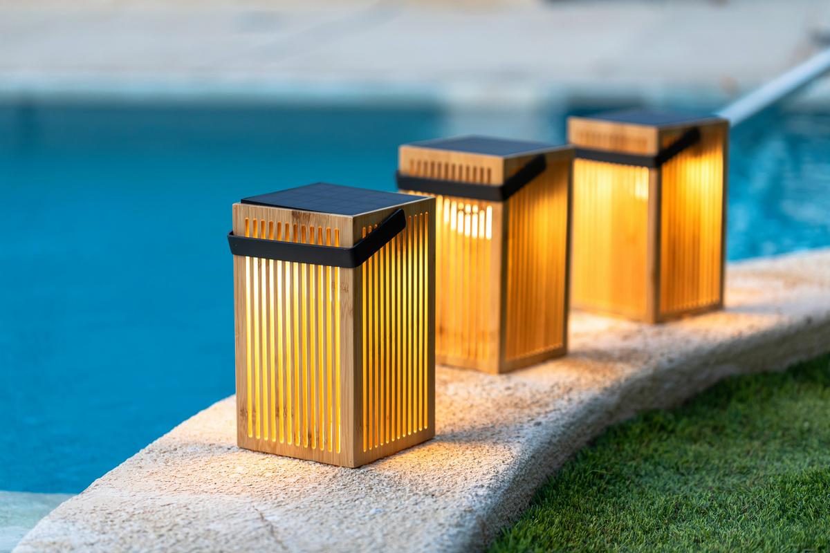 LAMPA ZEWNĘTRZNA LED LUMOKL024XXSLN OKINAWA - brązowy, Natur, materiały naturalne (14.5/24/14.5cm) - Newgarden