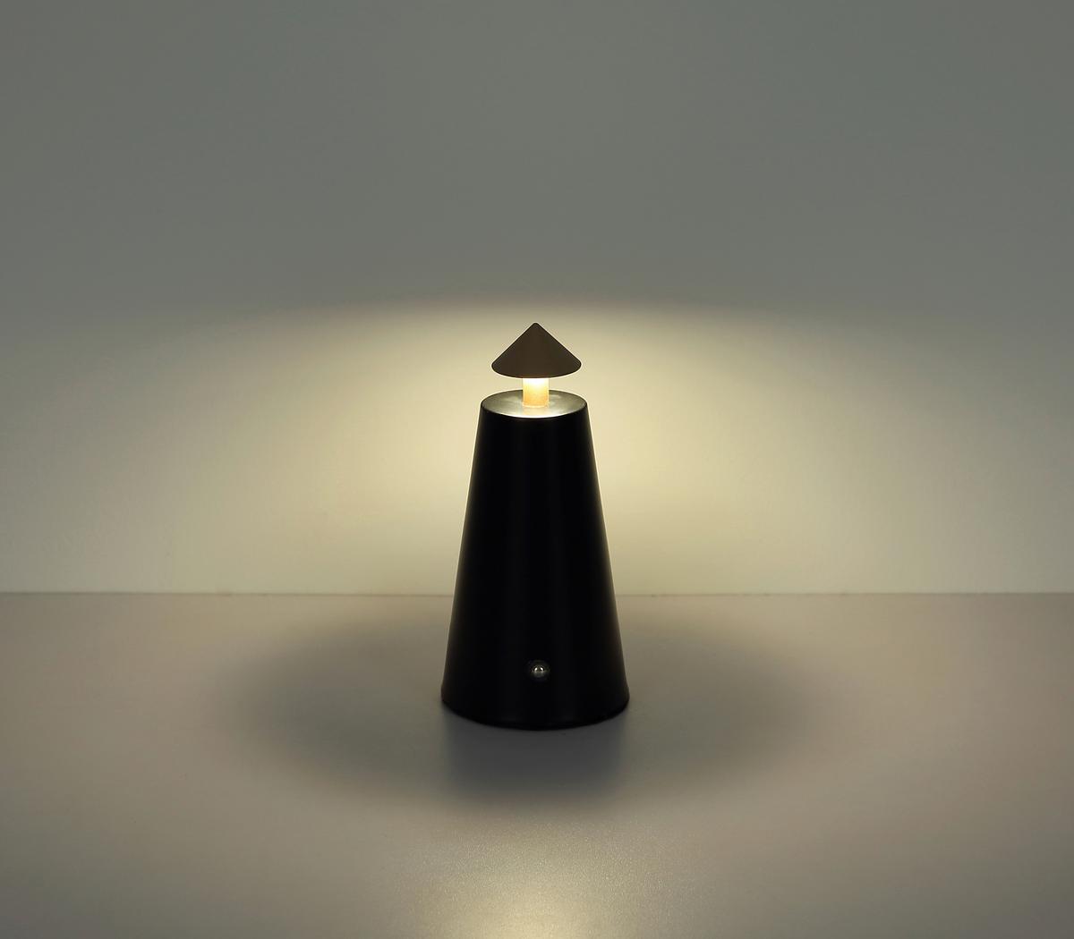 AKKU-TISCHLEUCHTE 21037CS LIVA - Weiss/Schwarz, Design, Kunststoff/Metall (9/19cm) - Globo