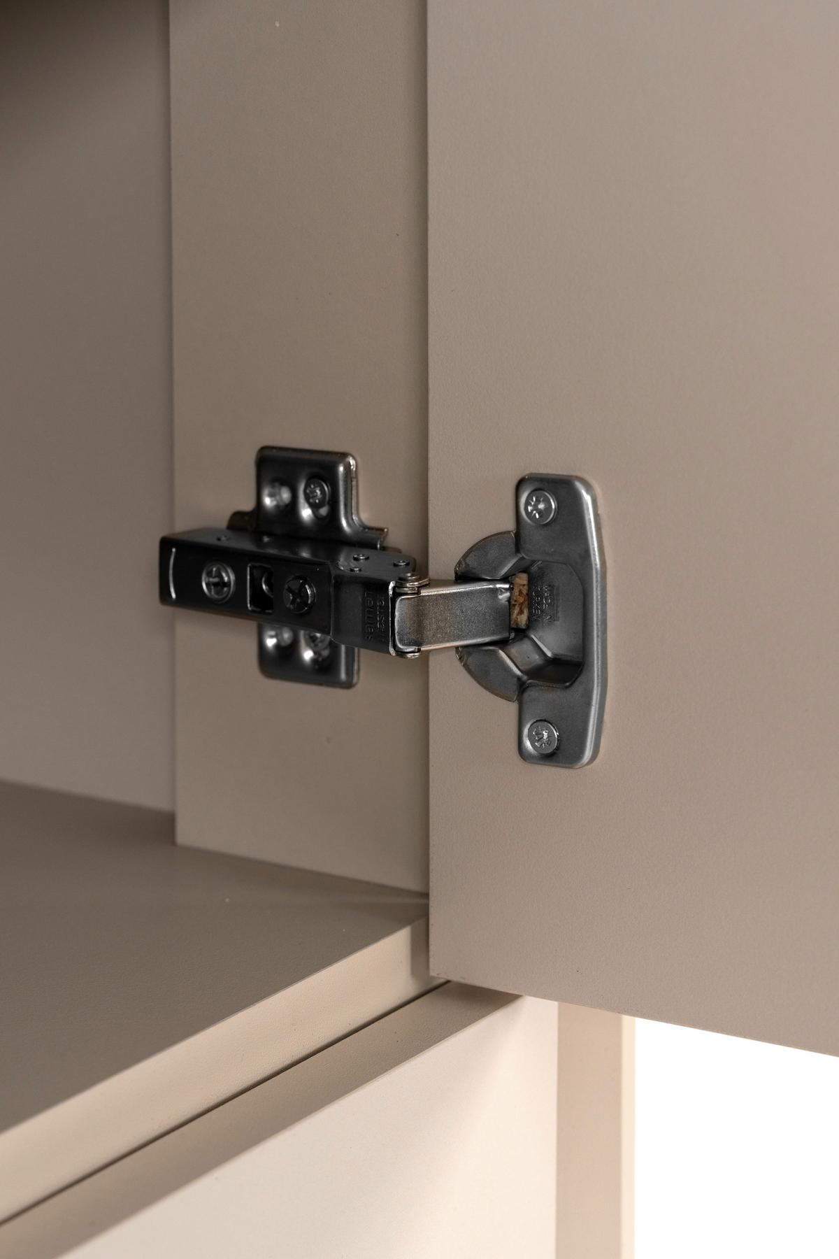 Široka Komoda Arona, Peščena Barva, Črna - črna/peščene barve, Konvencionalno, kovina/umetna masa (175/90/38cm) - Livetastic