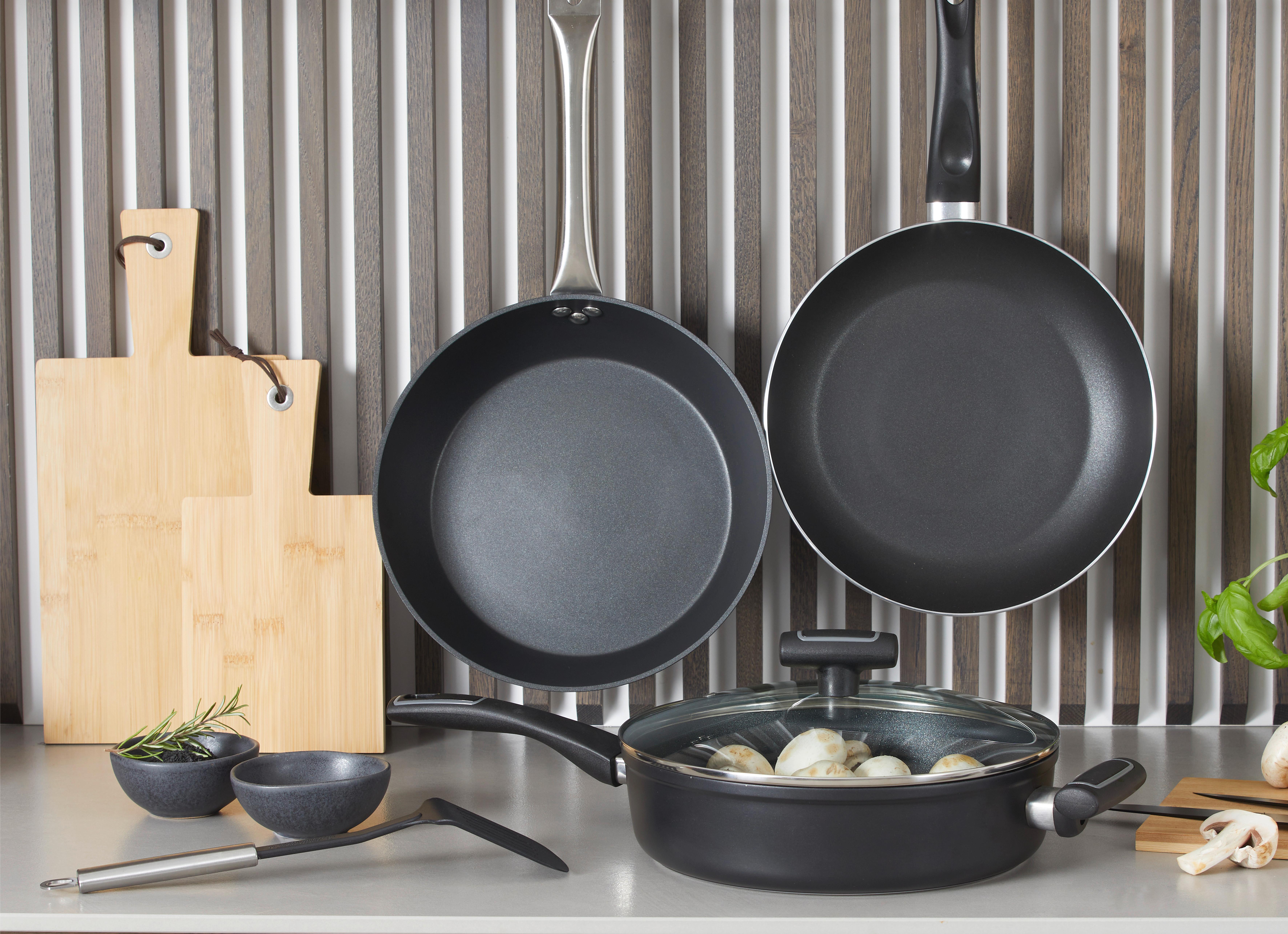 Bratpfanne Classic Ø ca. 24cm - Silberfarben/Schwarz, KONVENTIONELL, Metall (24/4,7cm) - Modern Living