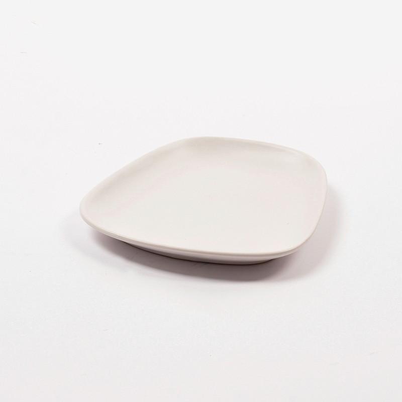 Farfurie pentru lumânări Sanda - alb, Konventionell, ceramică (14/13,5/2cm) - Modern Living
