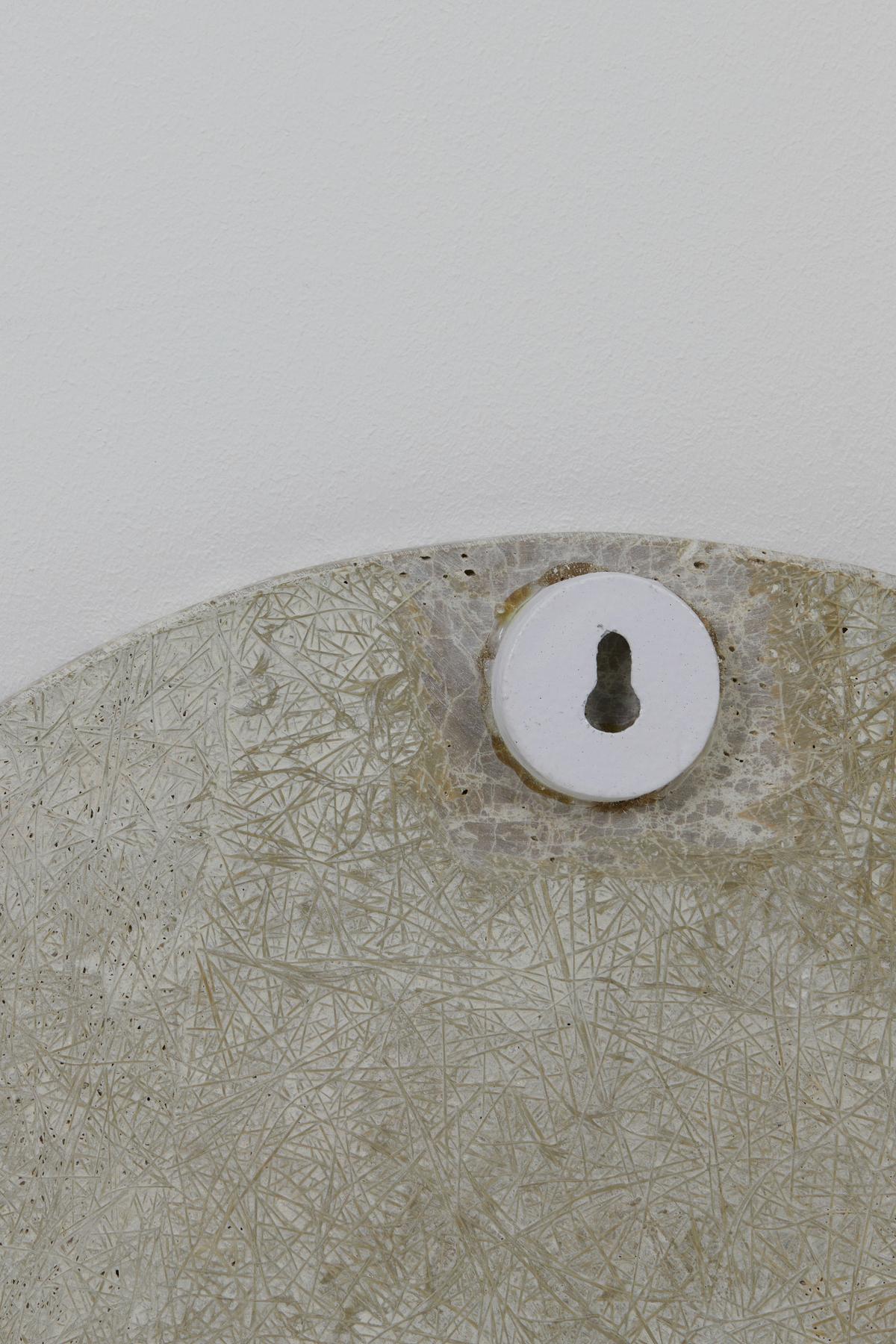 ZEGAR ŚCIENNY 7108082_MORENO - brązowy, Basics, kamień (43/3/43cm) - Light & Living