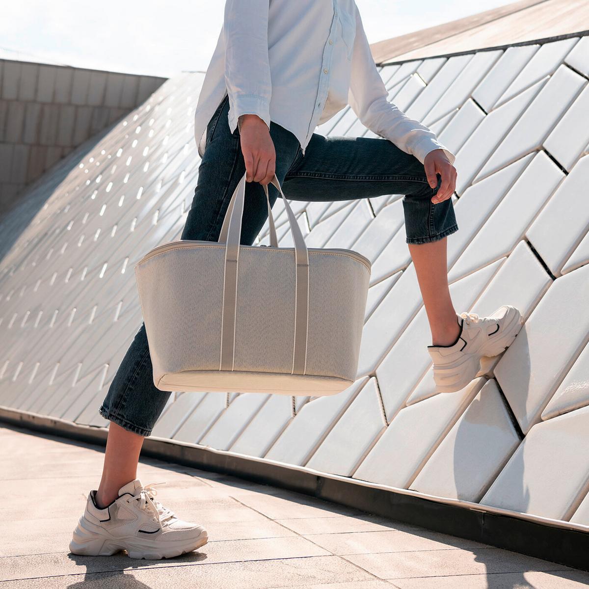 TORBA CHŁODZĄCA COOLERBAG HERRINGBONE SAND - beżowy, Modern, tkanina (44.5/24.5/25cm) - Reisenthel