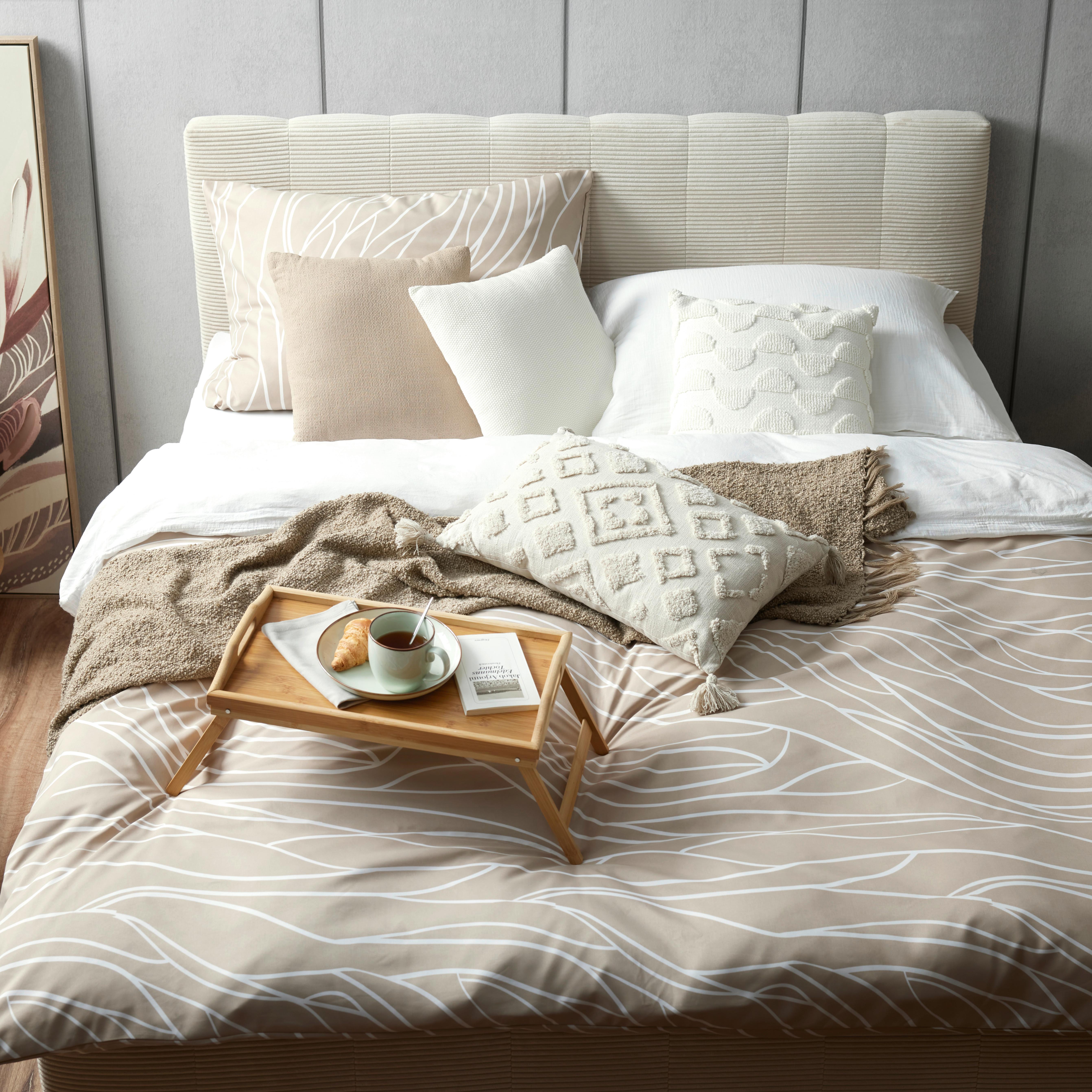 Zierkissen Allegra Weiß ca. 45x45cm - Weiß, LIFESTYLE, Textil (45/45cm) - Mömax