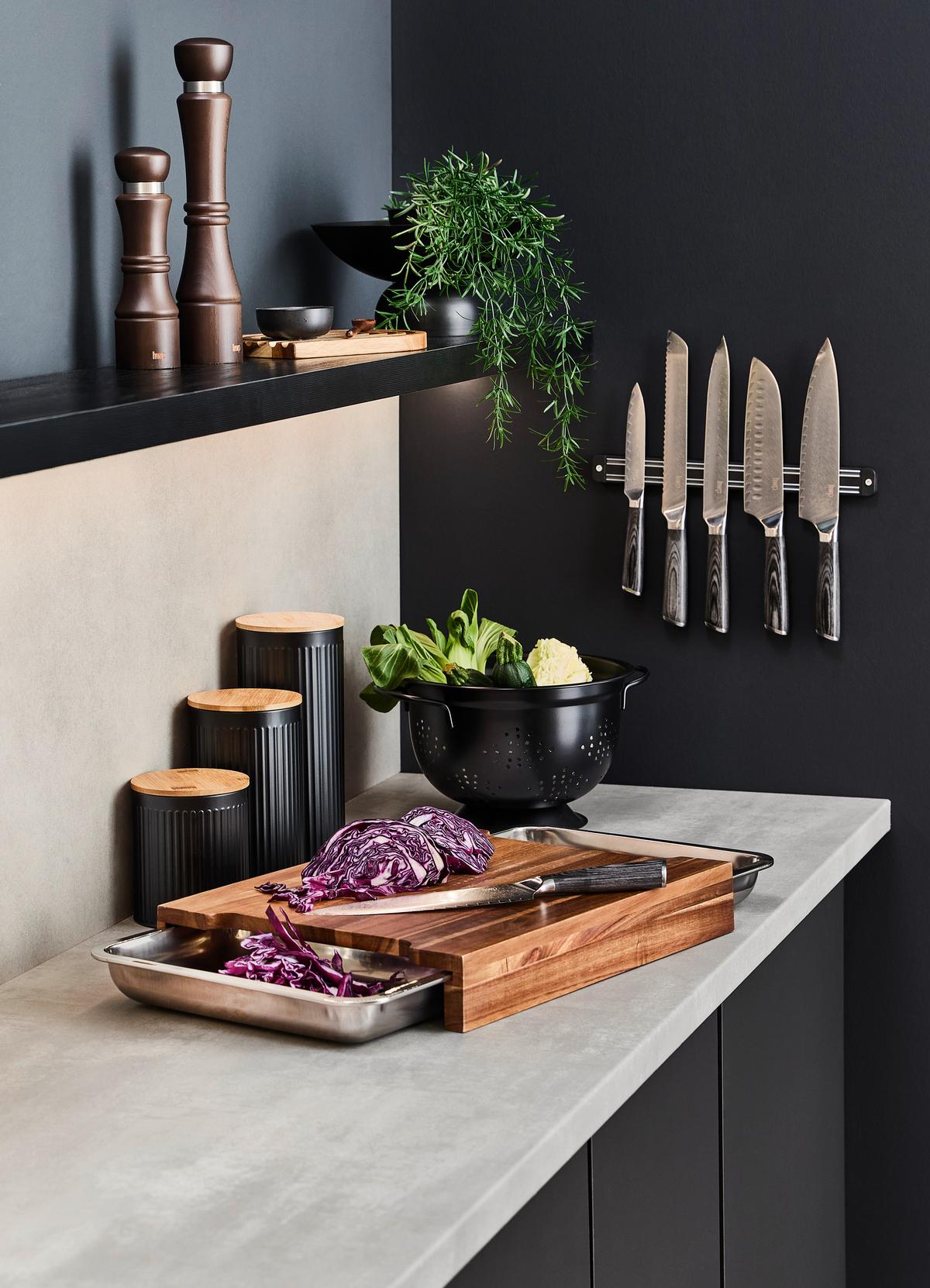 DESKA DO KROJENIA CUTB.TR.51 - kolor naturalny/kolor stalowy, Basics, metal/drewno (43,5/34/6,5cm) - Homeware Profession.