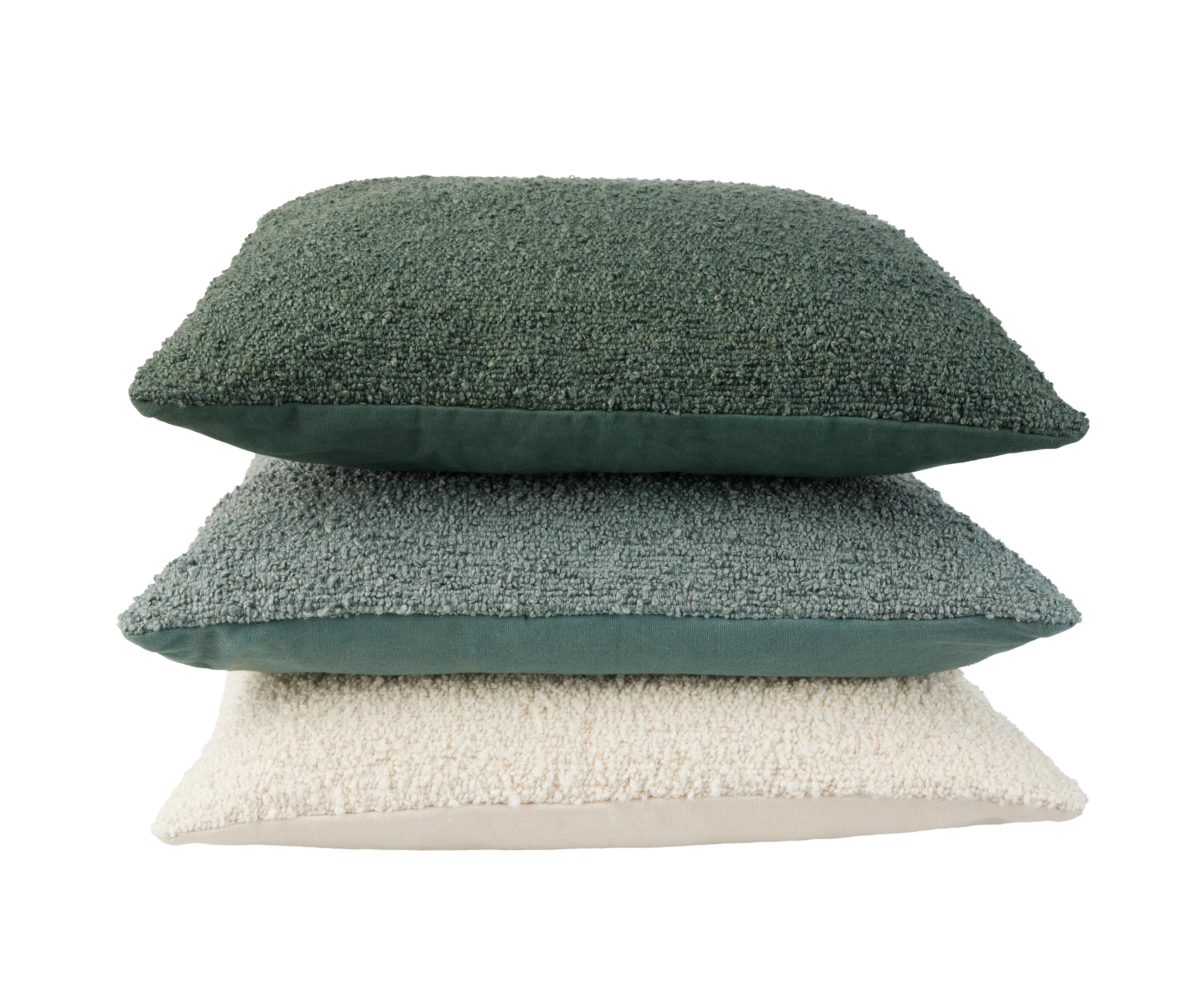Zierkissen Boucle in Jadegrün ca. 45x45cm - Jadegrün, Konventionell (45/45cm) - Modern Living