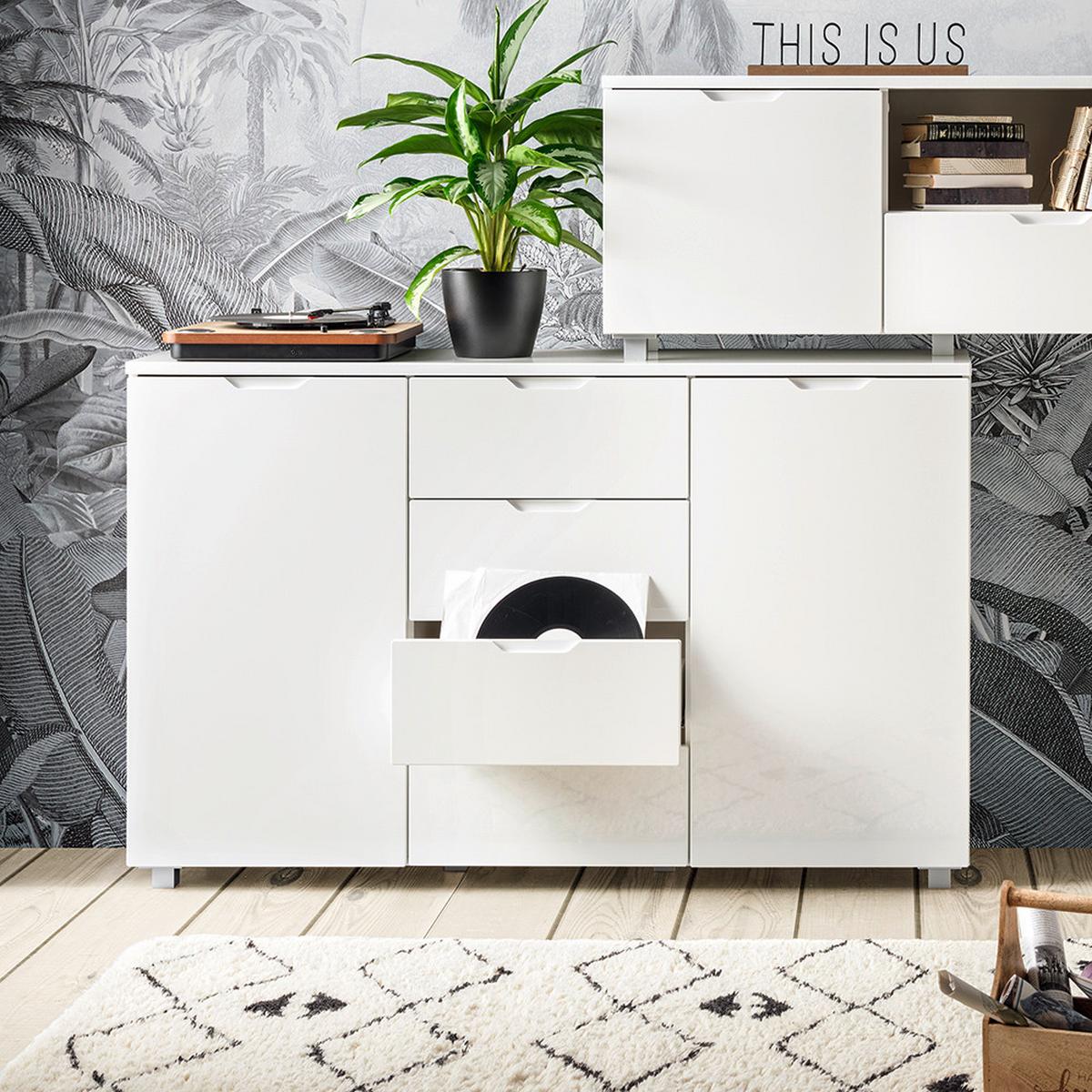 Sideboard Roy in Weiss Hochglanz - Silberfarben/Weiß, MODERN, Holzwerkstoff/Kunststoff (150/95/38cm) - Mömax