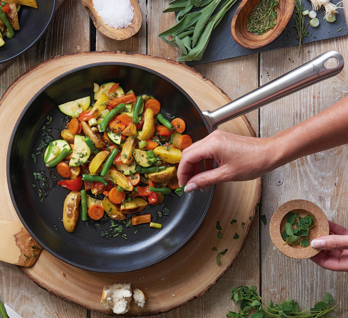 PATELNIA DO SMAŻENIA 0403001028 - czarny, Basics, metal (28/5cm) - KÜCHENPROFI