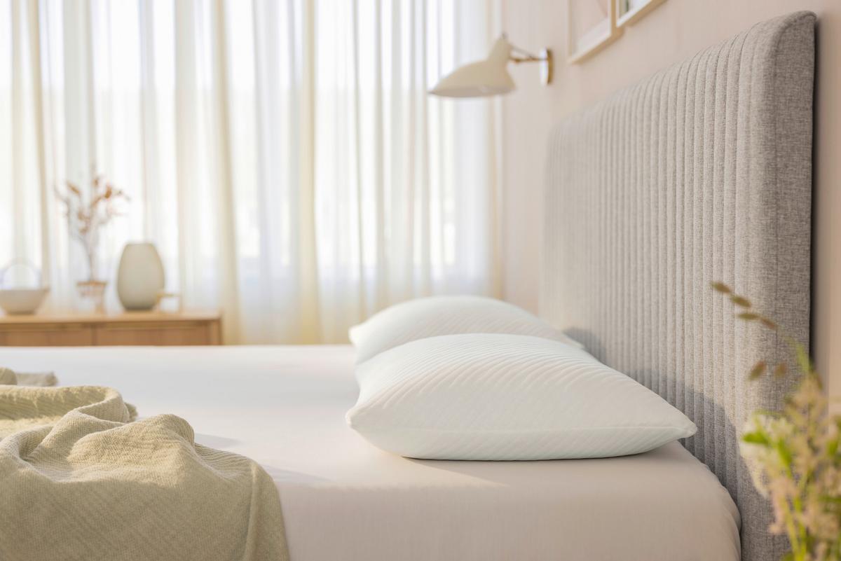 PODUSZKA POD KARK PRIMA - biały, Basics, tkanina (80/40/12cm) - Tempur