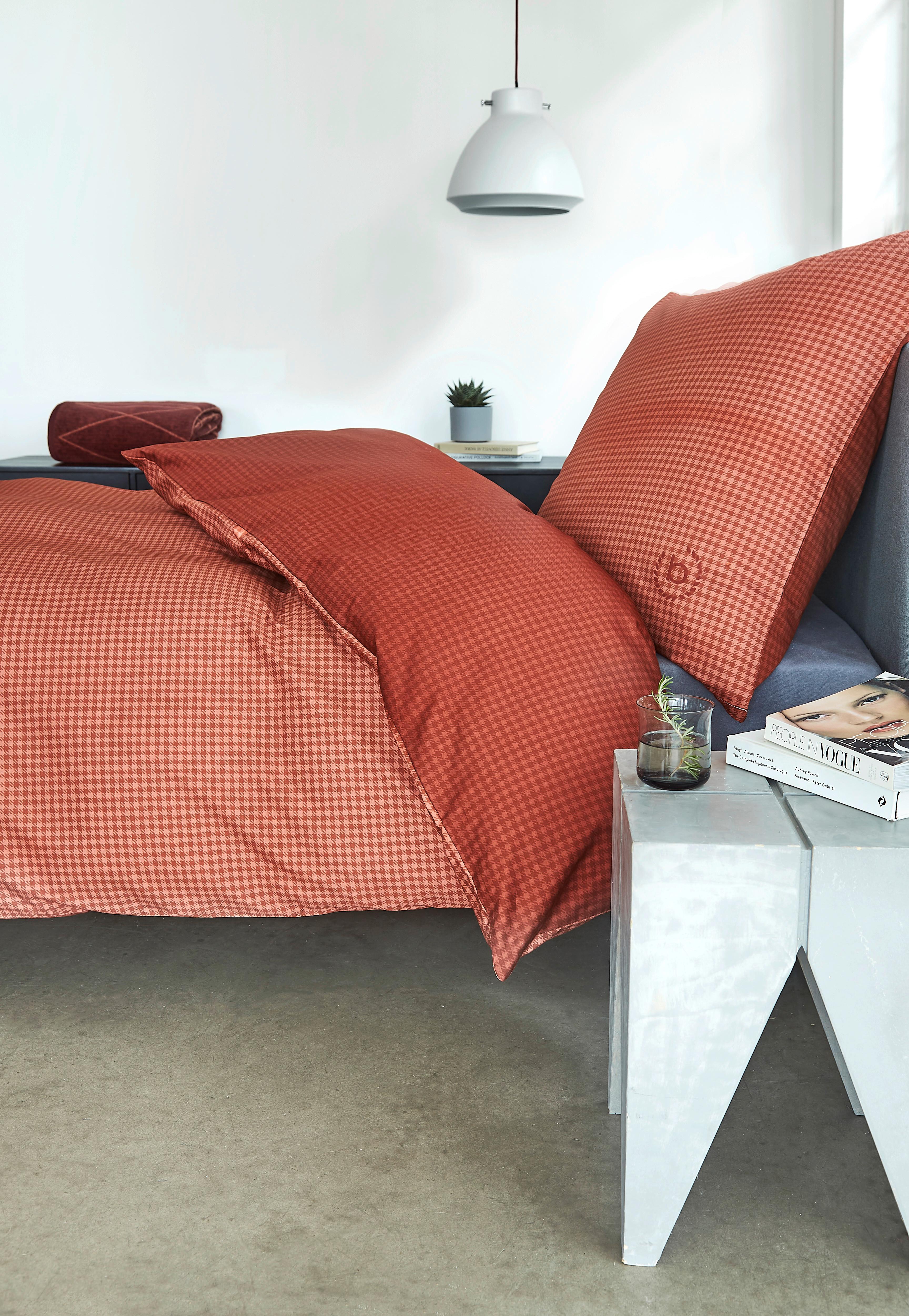 Bettwäsche Bugatti Satin ca. 140x200cm - Bordeaux/Rot, KONVENTIONELL, Textil (140/200cm) - Bugatti