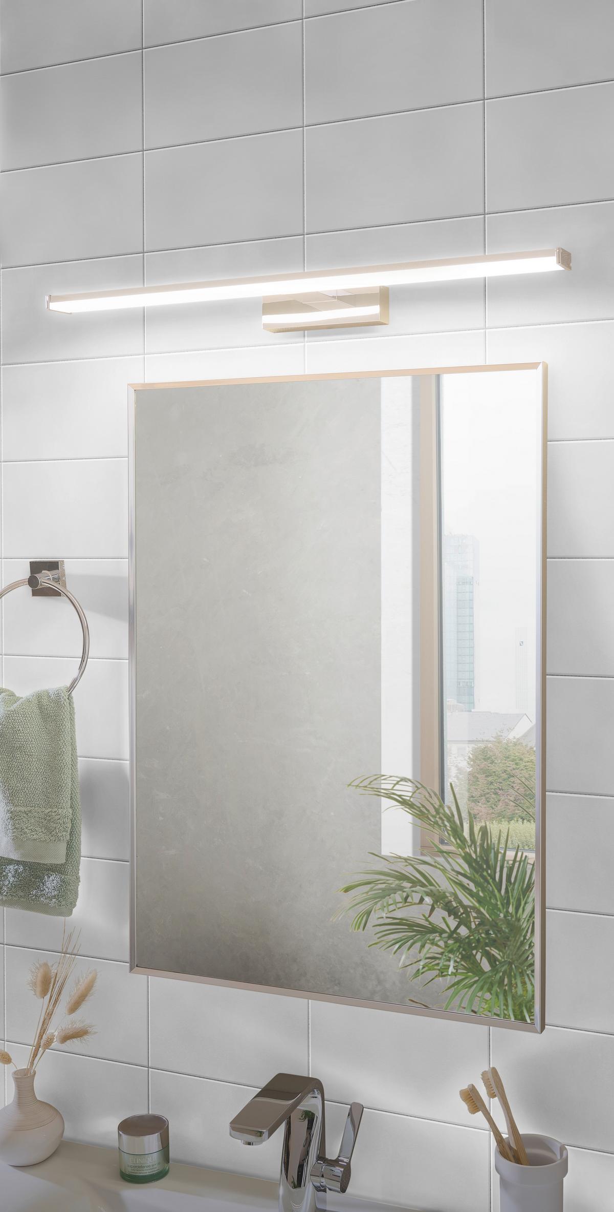 KINKIET ŁAZIENKOWY 780887 FORTALEZA - kolor srebrny/biały, Basics, tworzywo sztuczne/metal (60cm) - Celina