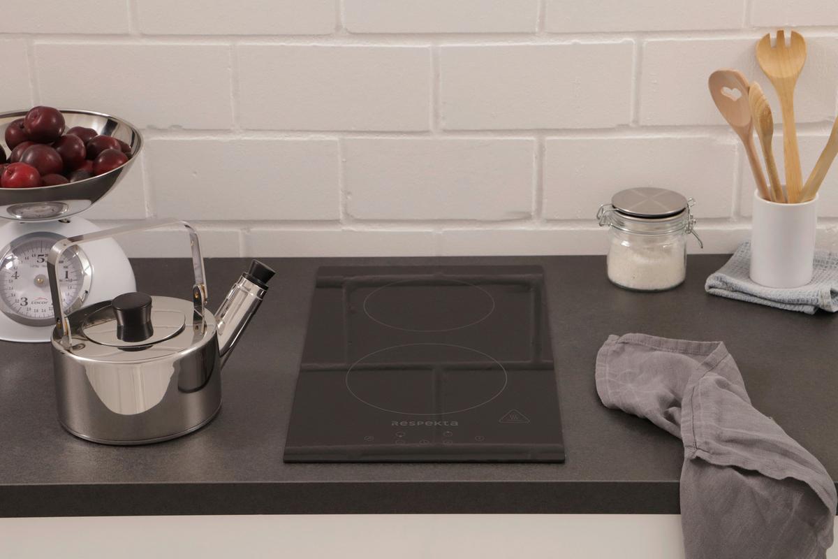 Indukcijska Kuhalna Plošča Domino, 29x52cm - črna, Basics, steklo (29/5,8/52cm) - Respekta
