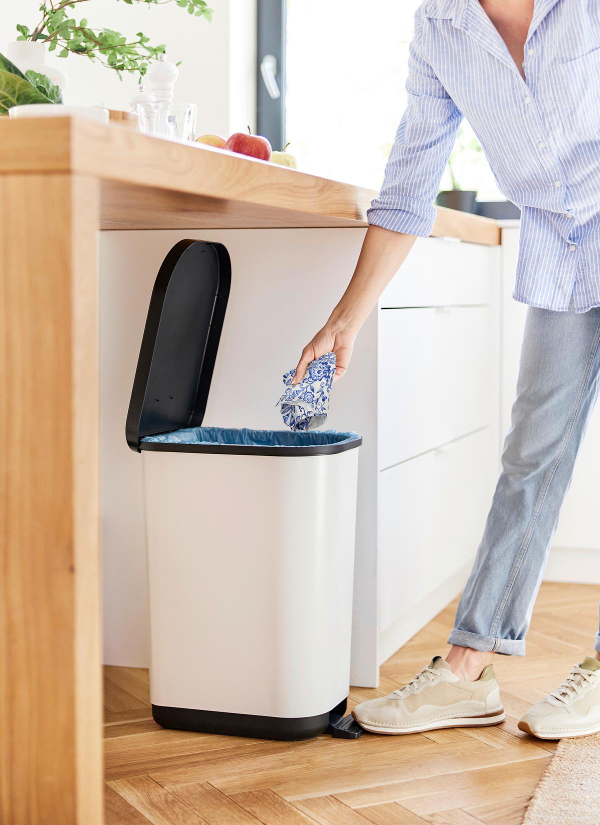 KOSZ NA ŚMIECI Z PEDAŁEM 1061011156R   - czarny/biały, Konventionell, tworzywo sztuczne (40/28,5/51,3cm) - Rotho