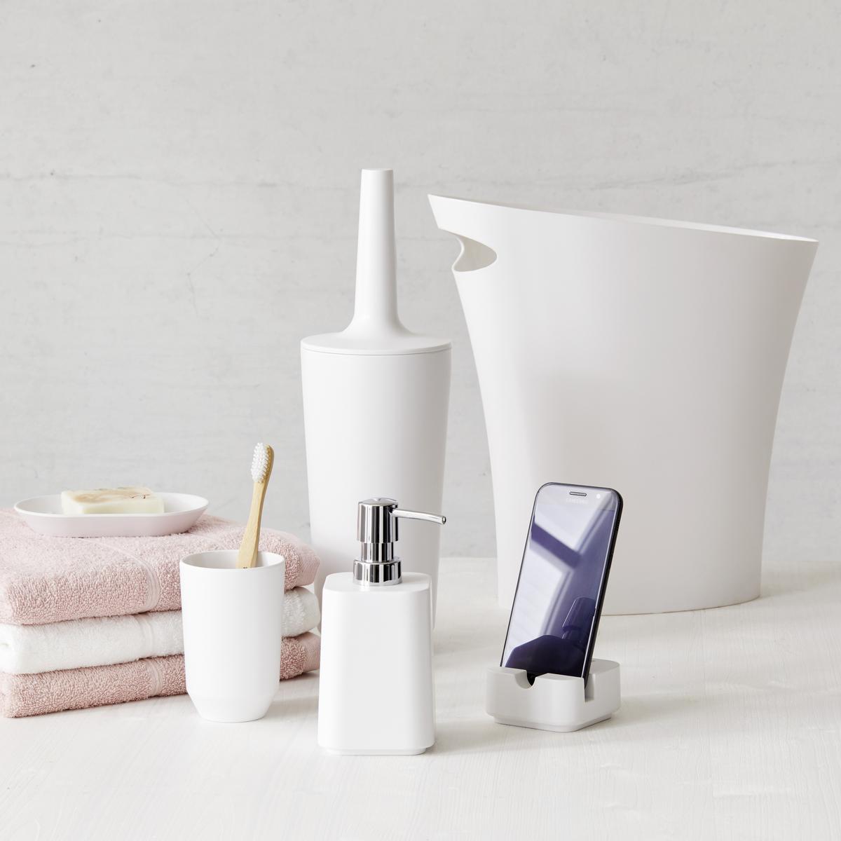 Zahnputzbecher Lilo aus Kunststoff in Weiss - Weiss, Modern, Kunststoff (7,62/10,8cm) - Modern Living