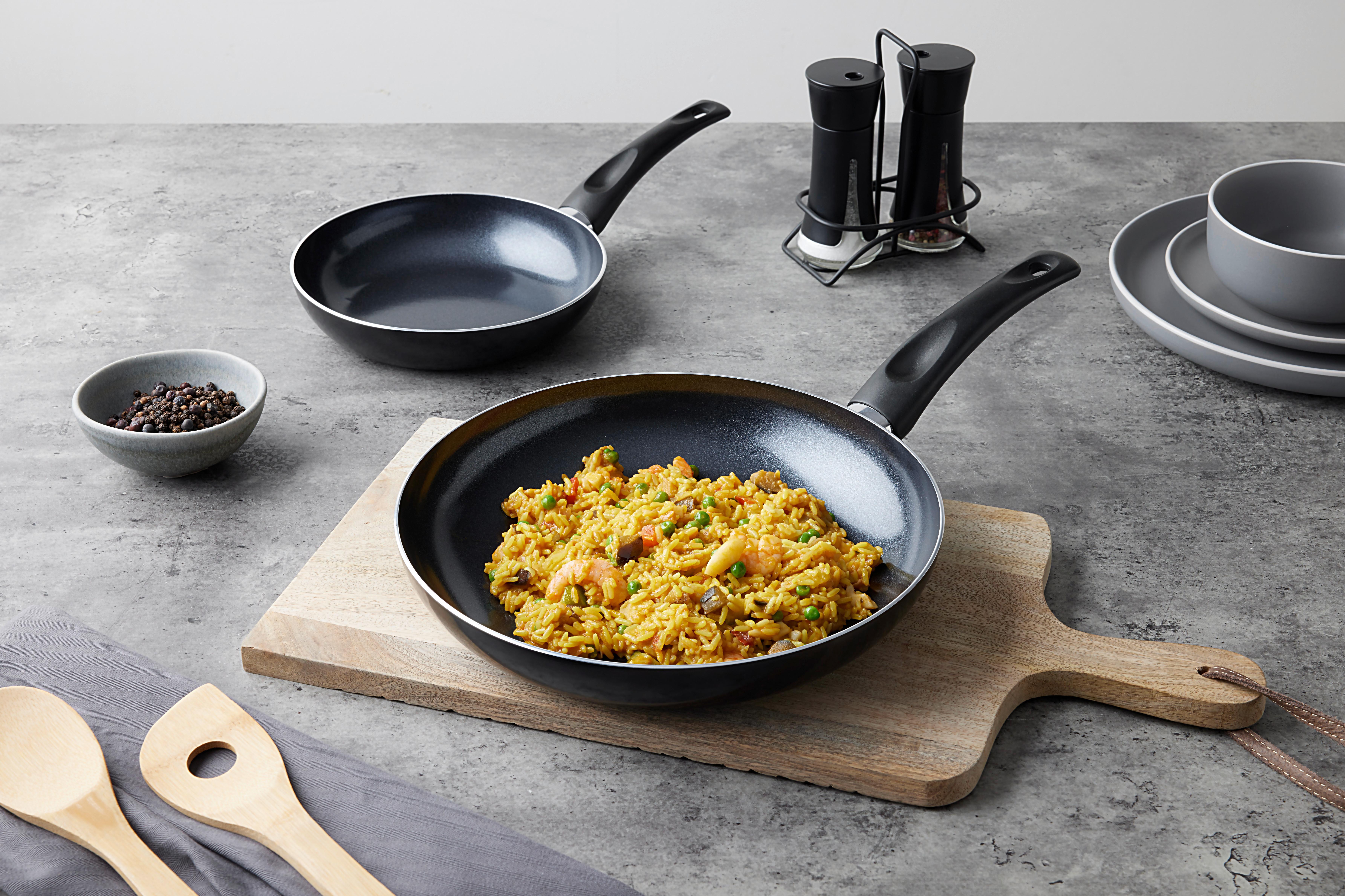 PANNSET LOKI - svart, Klassisk, metall/plast - Based