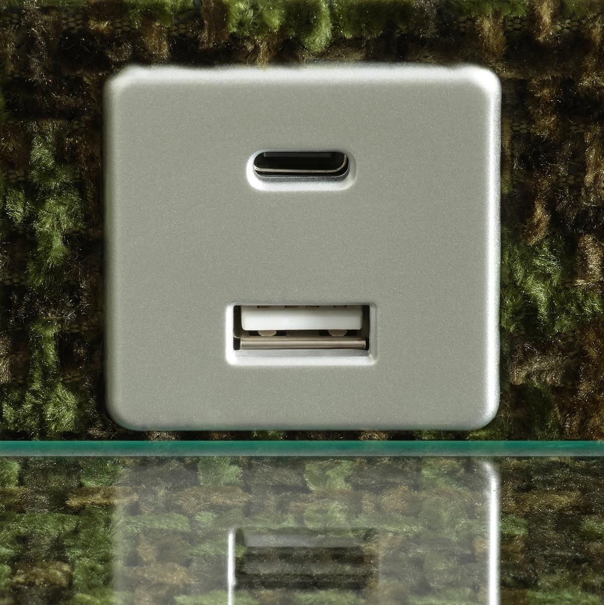 Nachtkästchen Moon Grün mit USB- und Typ C-Anschluss - Silberfarben/Schwarz, Konventionell, Holzwerkstoff/Kunststoff (47/61/46cm) - Premium Living