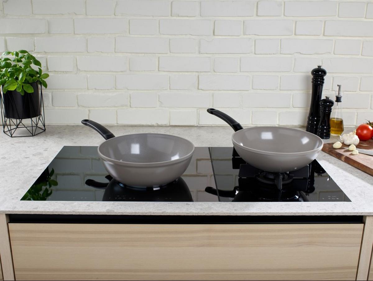 PATELNIA WOK 100-820-28-100/0 FISSLER - szary, Basics, metal (15,5/29cm) - Fissler