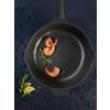 STEKPANNA BLACK LINE - svart, Klassisk, metall/plast (28/8,5cm) - Gourmesto