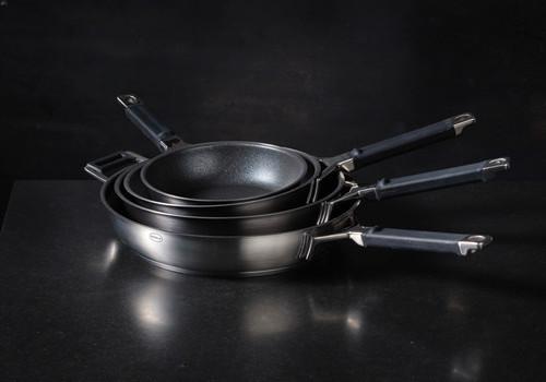 PATELNIA DO SMAŻENIA 91972 RÖSLE - kolor stalowy/czarny, Basics, metal (28cm) - Rösle