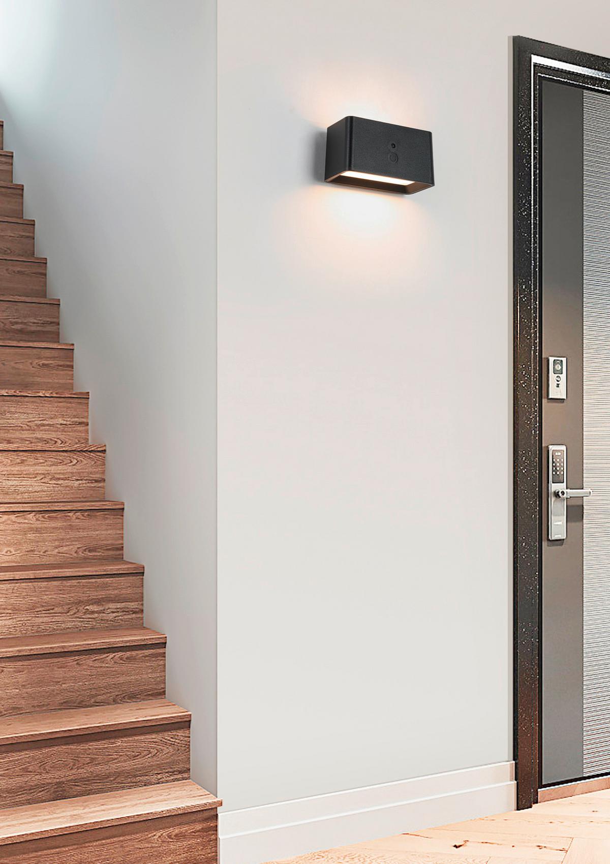 Aplică de perete cu LED Tilou - negru, Modern, plastic/metal (12/6,6/6,5cm) - Mömax