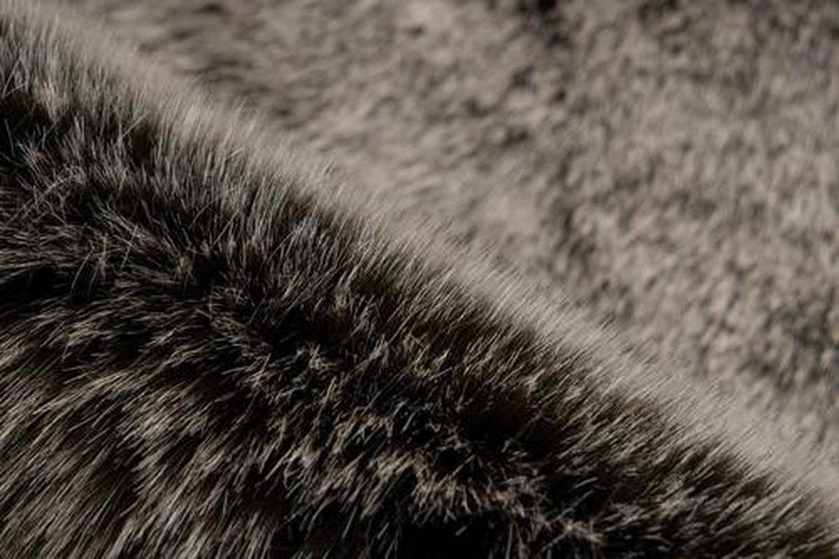 FELLTEPPICH TENDER - Braun/Olivgrün, Design, Textil (60/90cm) - Kayoom