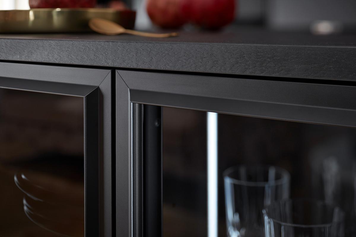 Einbauküche Manhattan in Schwarz/Graphit - Eichefarben/Schwarz, MODERN, Holzwerkstoff - Nolte Küchen