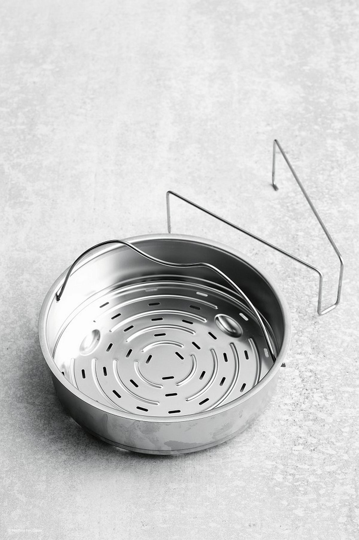 SZYBKOWAR 602-410-06-070/0 FISSLER - kolor srebrny/kolor stalowy, Basics, metal (22/220cm) - Fissler