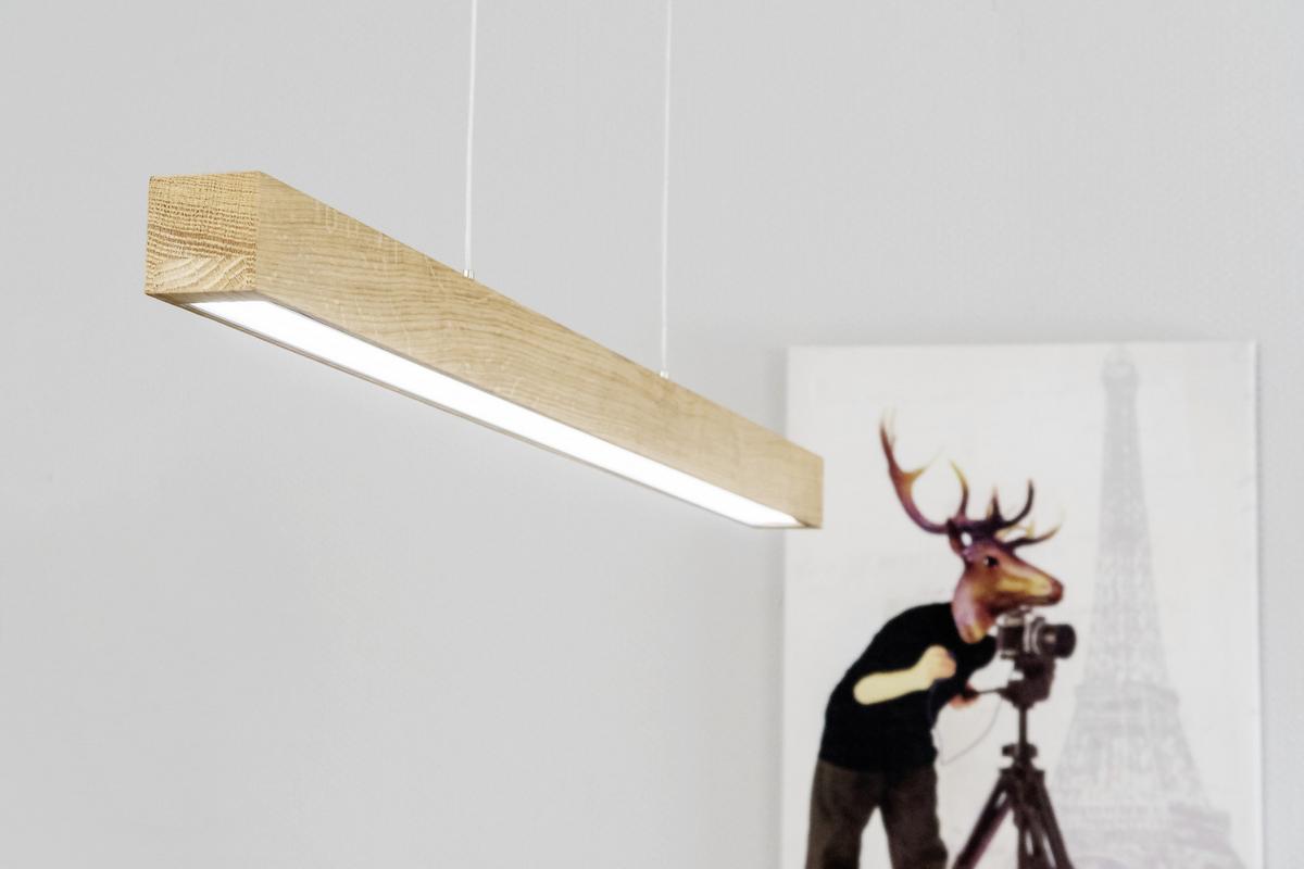LAMPA WISZĄCA LED LU1509874FSC "SMAL" - kolor dębowy, Natur, drewno (100/6/110cm) - Dieter Knoll