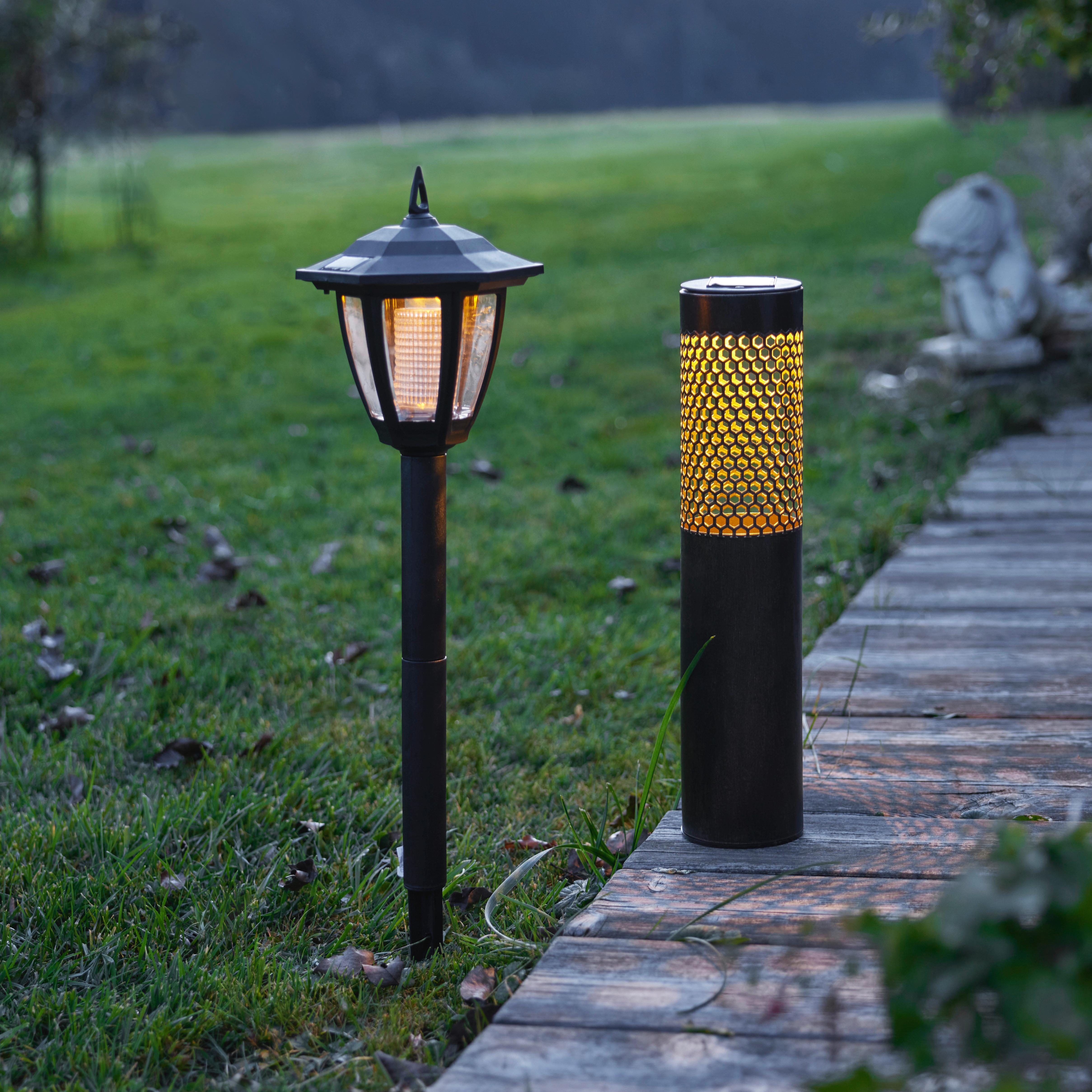 Solarleuchte Latern in Schwarz max. 0,06 Watt - Schwarz, MODERN, Kunststoff (16/16/62cm) - Modern Living