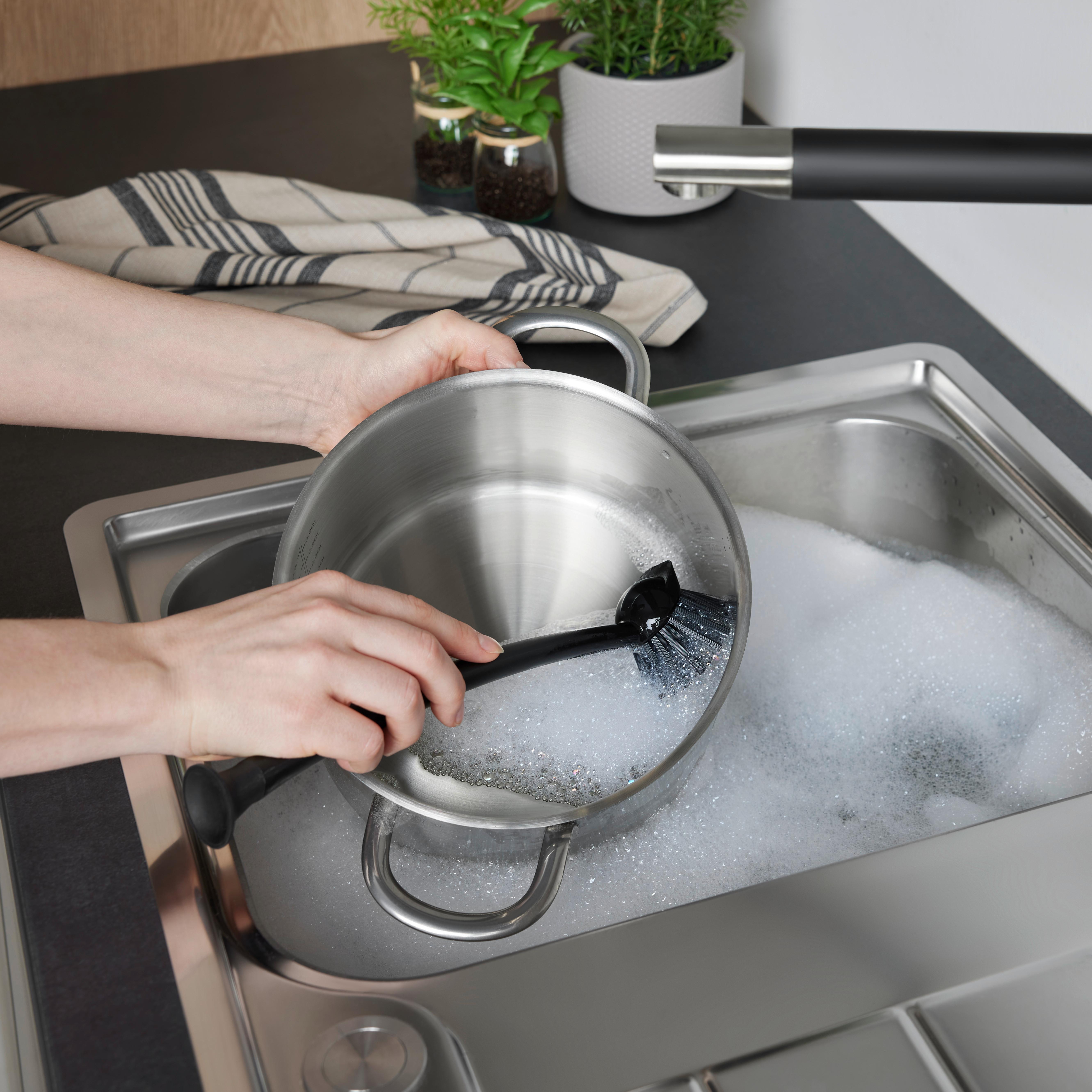 DISKBORSTE ANDRE - grå/svart, Modern, plast (5,5/2,6/28cm) - Based