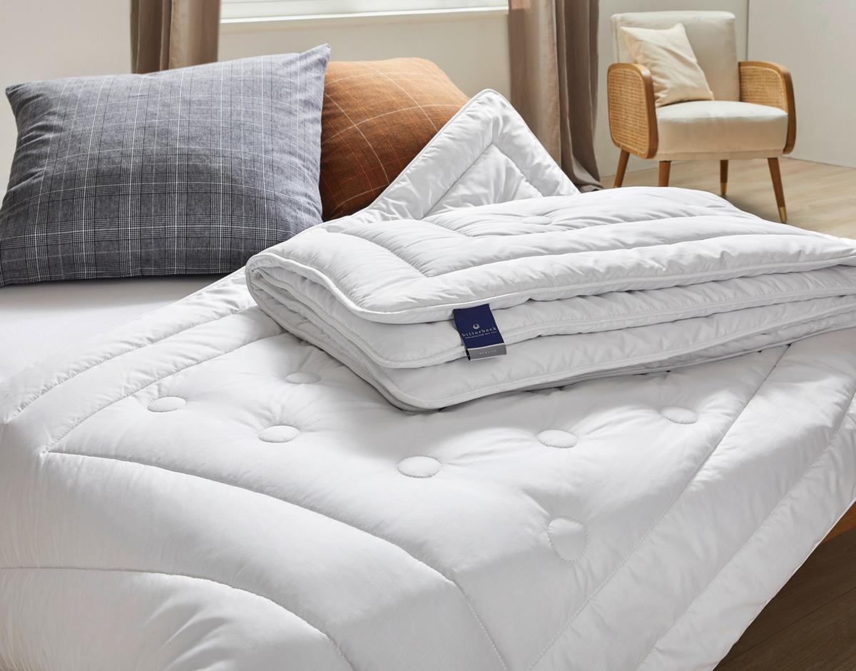 KOŁDRA CAŁOROCZNA BRILLIANT UNO - biały, Basics, tkanina (135/200cm) - Billerbeck