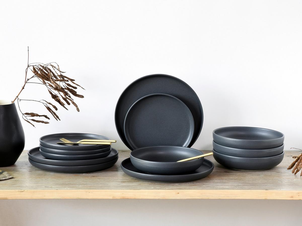 ZASTAWA STOŁOWA UNO BLACK - czarny, Design, ceramika (36,5/36,5/34,5cm) - Creatable