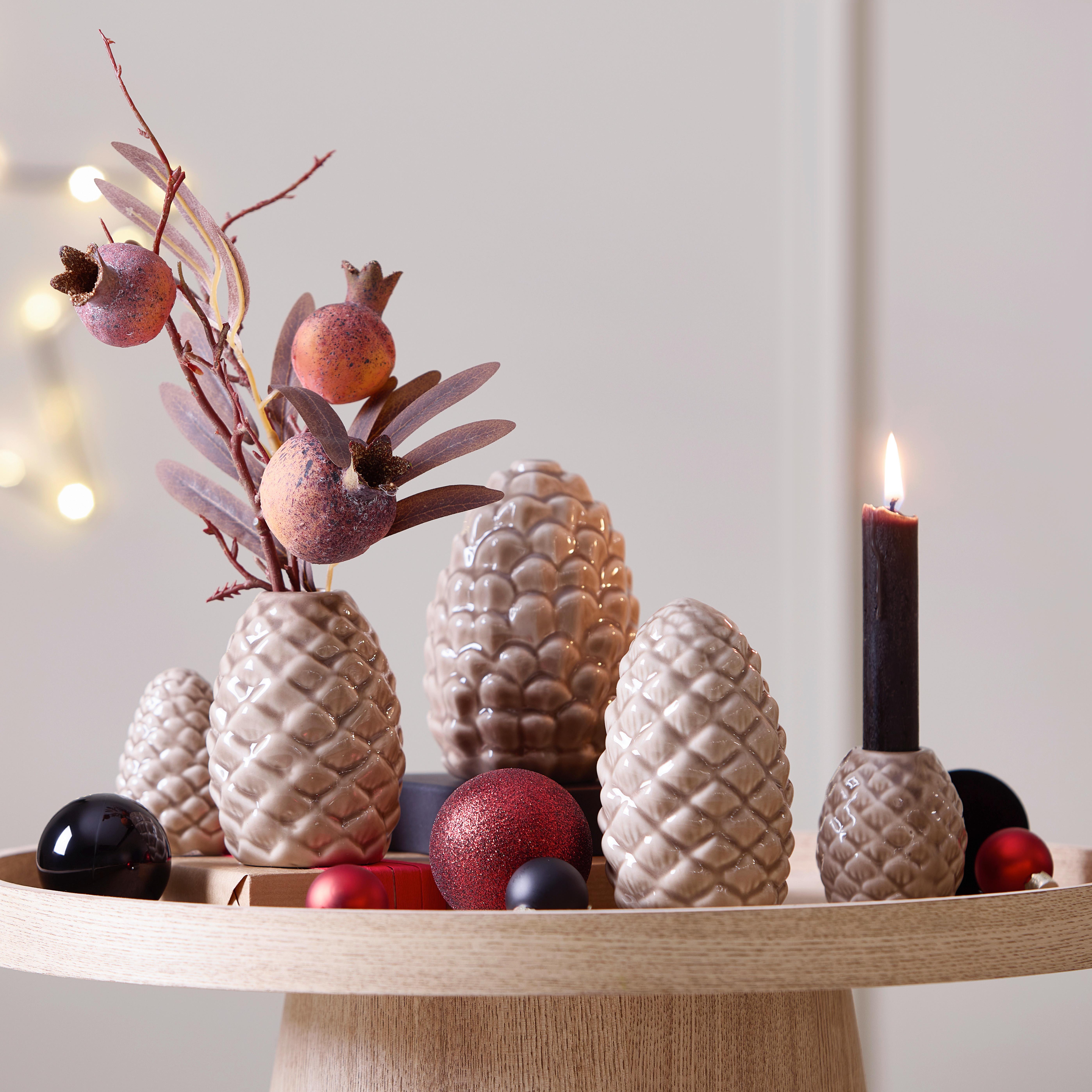 Kerzenhalter Pinecone Braun - Braun, KONVENTIONELL, Keramik (5,5/6cm) - Mömax