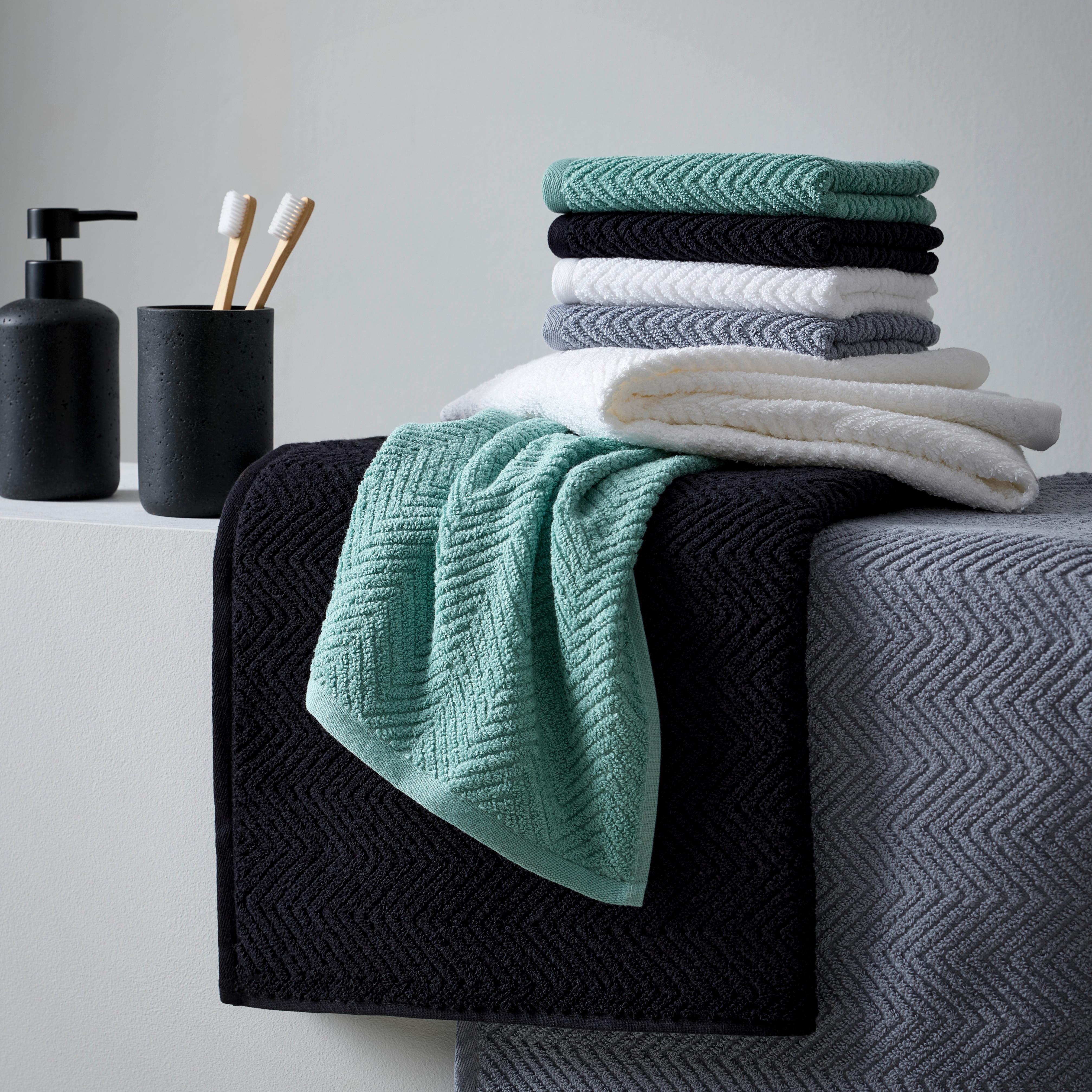 Duschtuch Ocean Schwarz ca. 67x140cm - Schwarz, Textil (67/140cm) - Premium Living