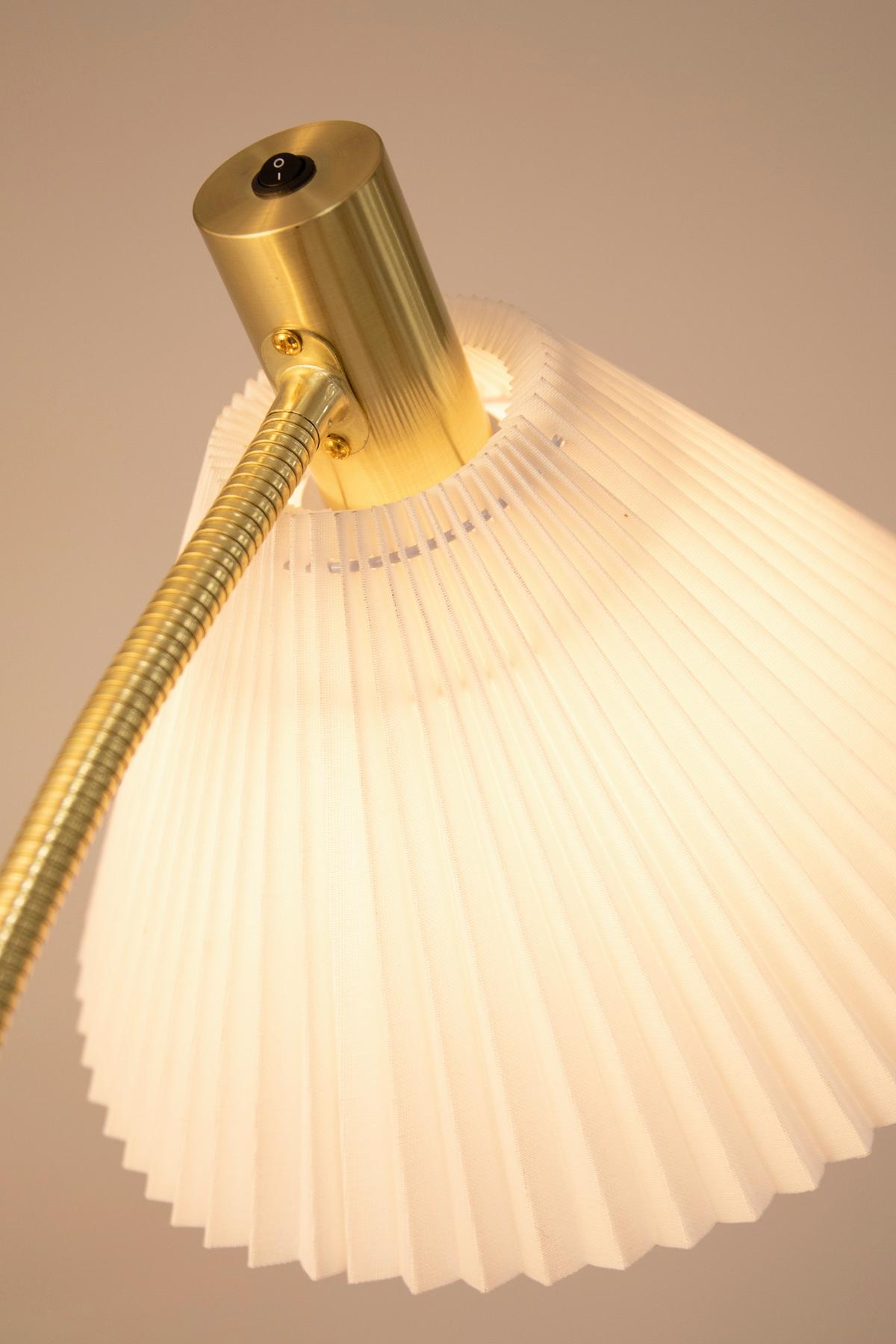 Stehleuchte Mira max. 40 Watt - Goldfarben/Weiß, Basics, Textil/Metall (32/44,5/145cm) - Markslöjd