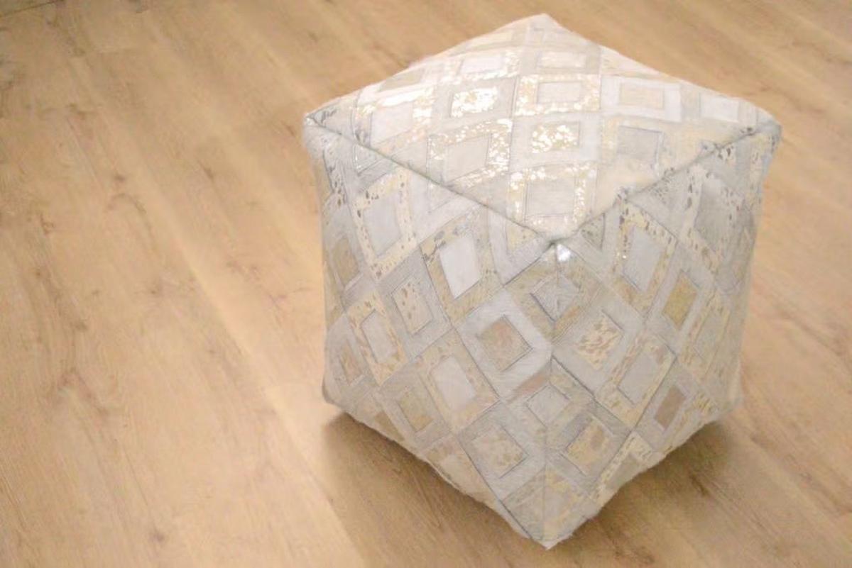 POUF DAZZLE 100 - Silberfarben/Creme, Design, Leder (45/45/45cm) - Kayoom