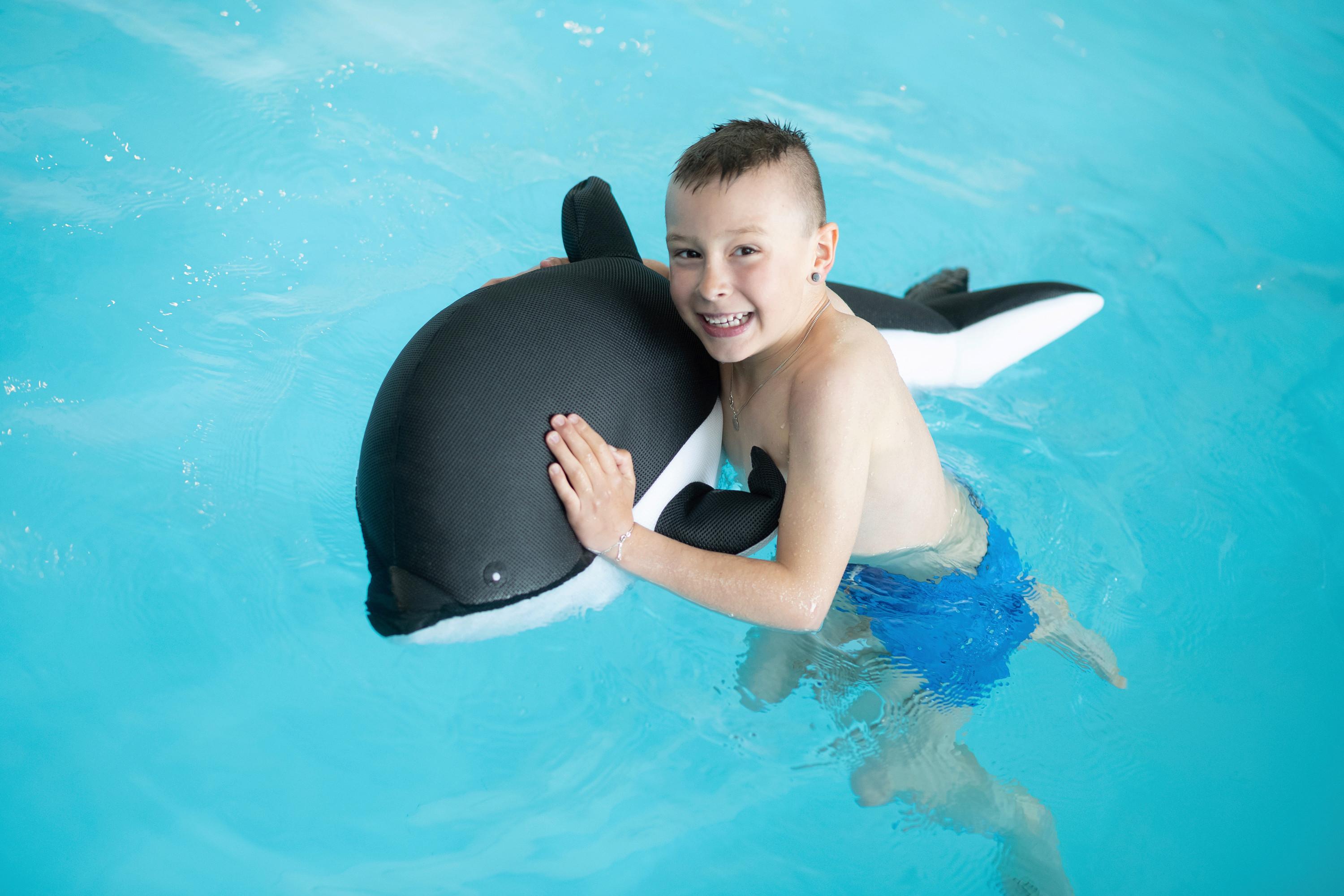 Schwimmtier Delfin Dunkelgrau - Dunkelgrau, KONVENTIONELL, Textil (40/102/36cm)