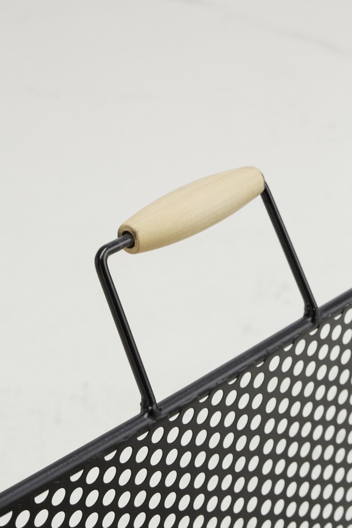 Újságtartó Fekete Rácsos Ria - natúr/fekete, Modern, fa/fém (16,5/35/37cm) - Mömax