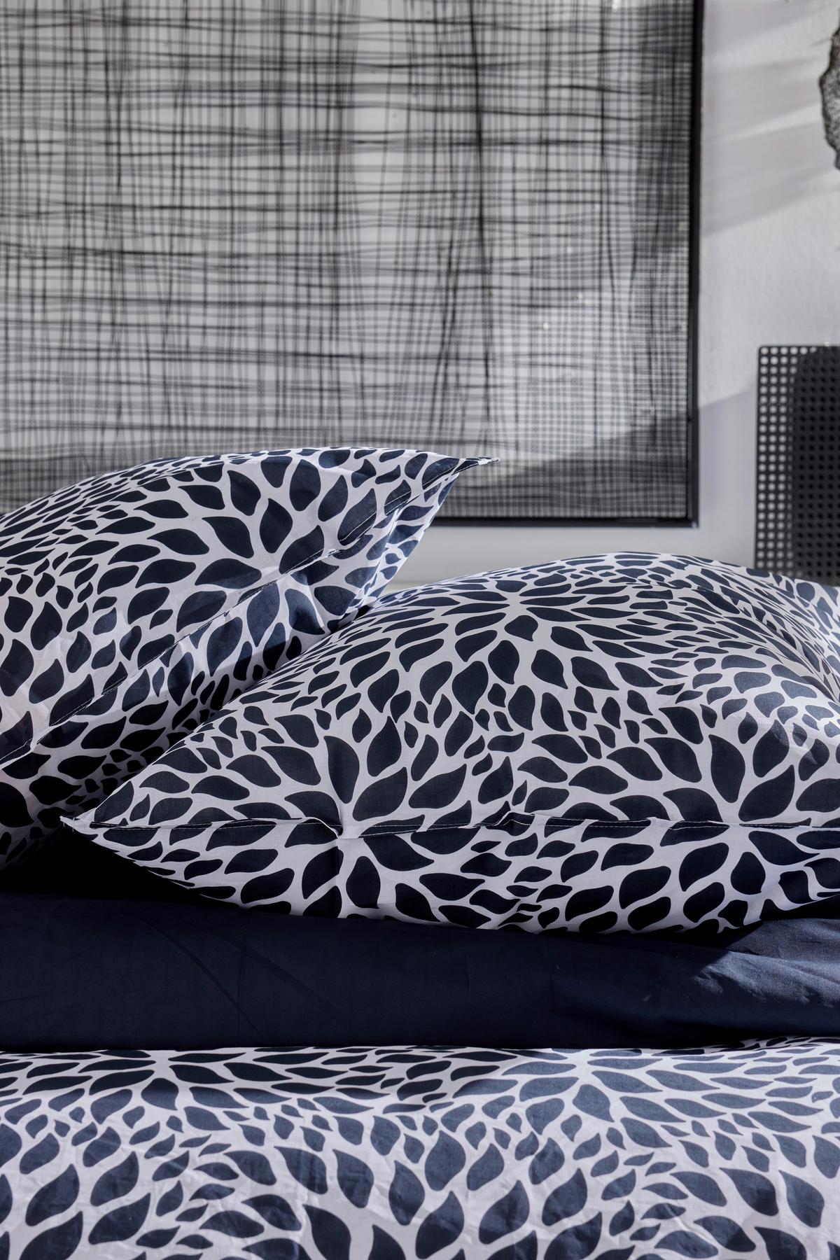 Lenjerie de pat Hena cca. 220x200/2x50x70 cm - Modern, textil (200/220cm)