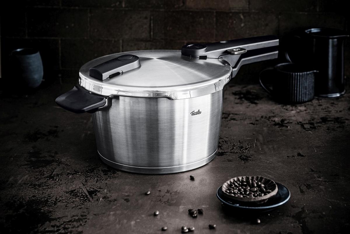 SZYBKOWAR 602-410-06-070/0 FISSLER - kolor srebrny/kolor stalowy, Basics, metal (22/220cm) - Fissler