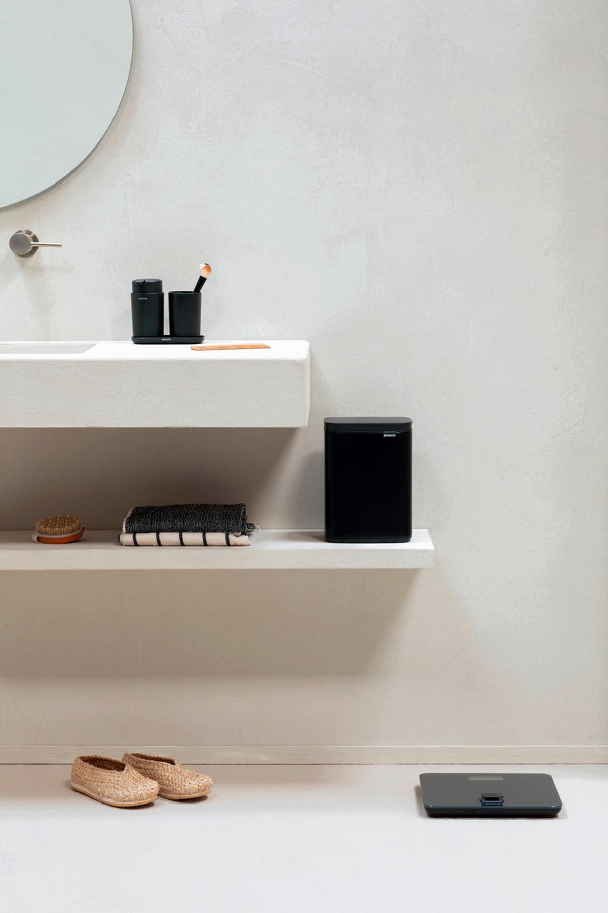 KOSZ NA ODPADY 222481 - Basics, tworzywo sztuczne/metal (199/275/171cm) - Brabantia