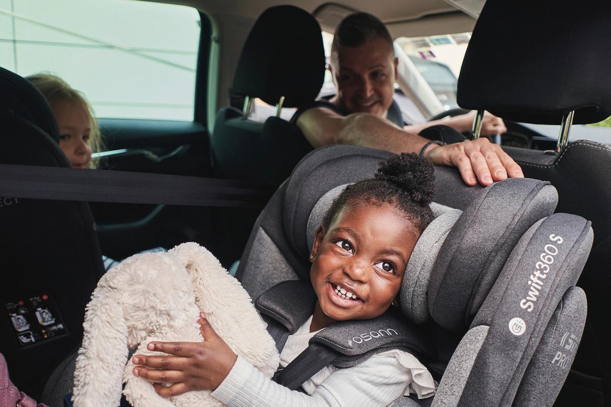 FOTELIK SAMOCHODOWY OBROTOWY SWIFT360S - czarny, Basics, tworzywo sztuczne/tkanina (44/60/50cm) - Osann