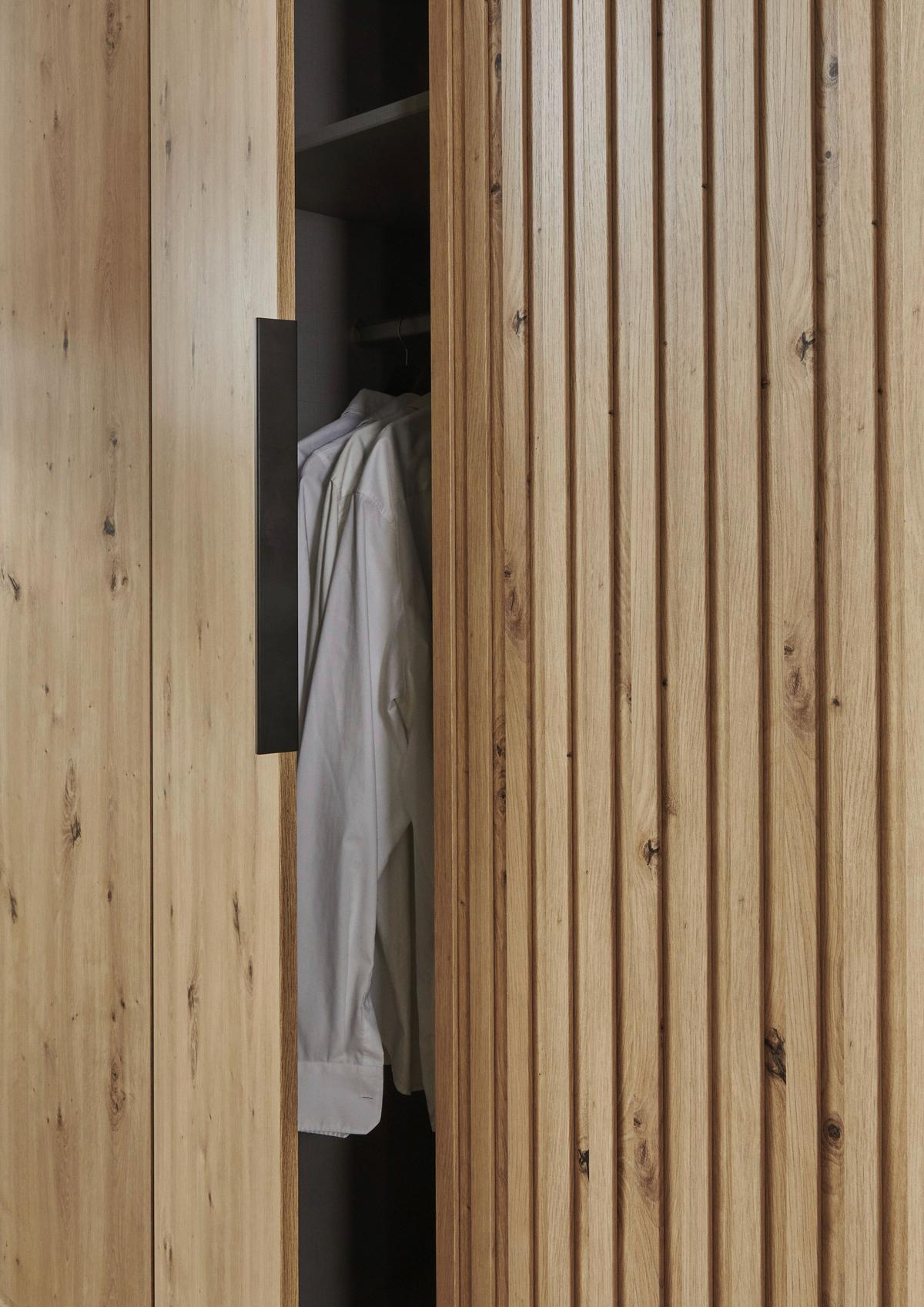 DULAP USI ROTATIVE ANDORRA - stejar Artisan, Modern, material pe bază de lemn (200/216/58cm) - Modern Living