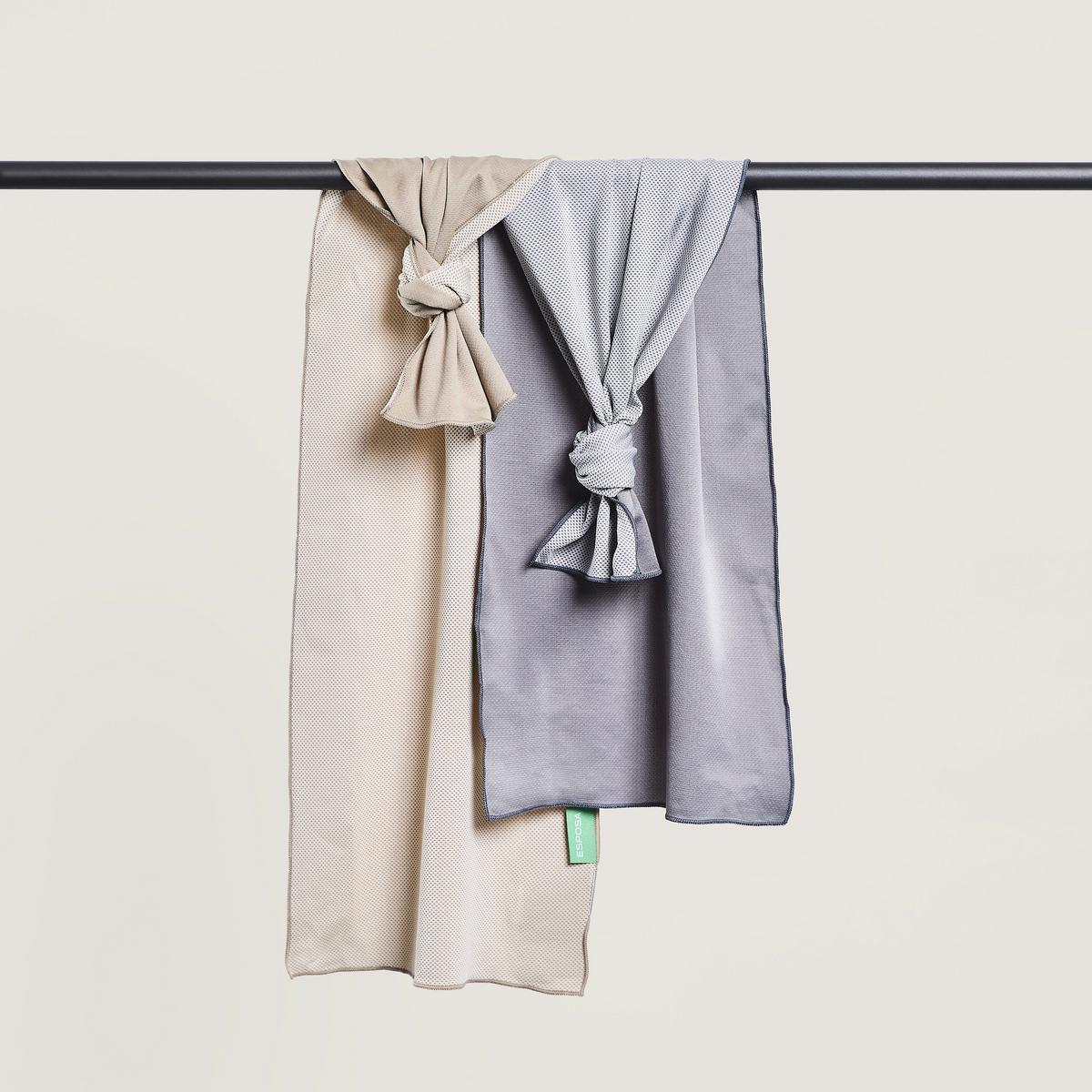 RĘCZNIK SPORTOWY COLLY - beżowy/ciemnoszary, tkanina (30/100cm) - Esposa