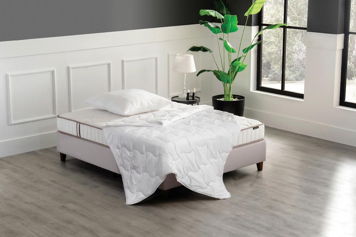 Bettdecke Handy ca. 200x200x25 cm Weiß - Weiß, Basics, Textil (200/200/25cm) - Yatas