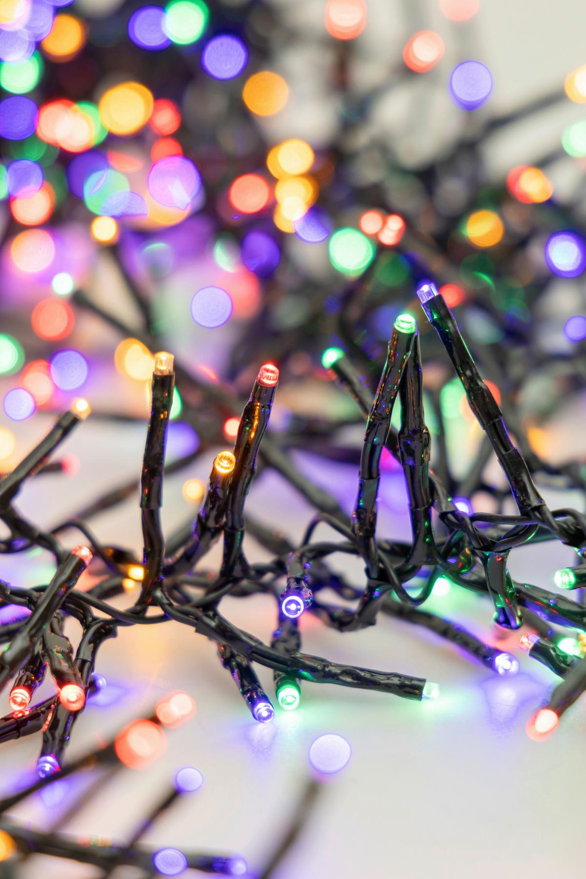 Lichterkette Ozu Schwarz max. 4,5 Watt - Schwarz, ROMANTIK / LANDHAUS, Kunststoff (240cm) - Mömax