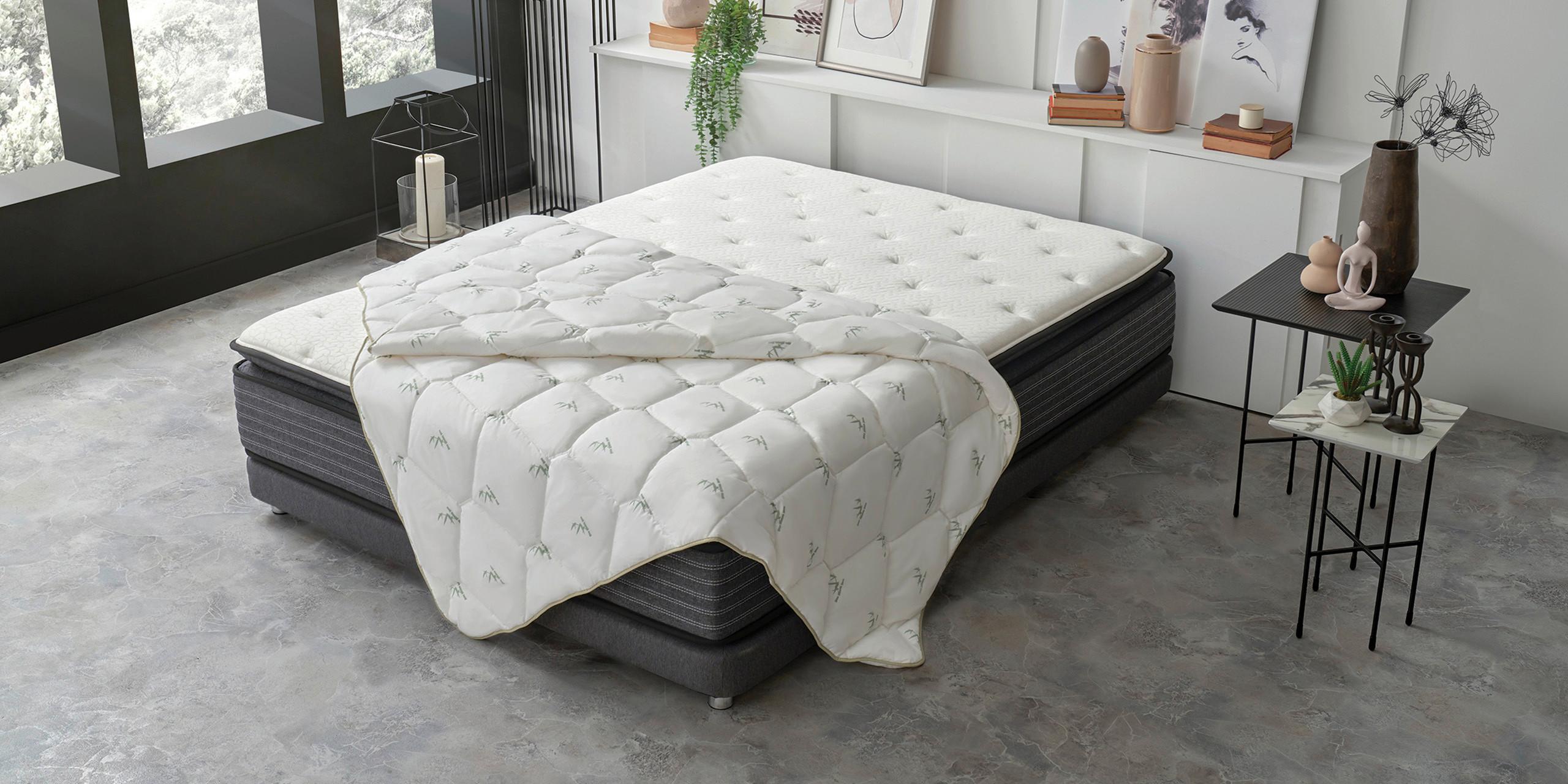 Bettdecke Bamboo ca. 200x200 cm - Weiß, Basics, Textil (200/200/3cm) - Yatas