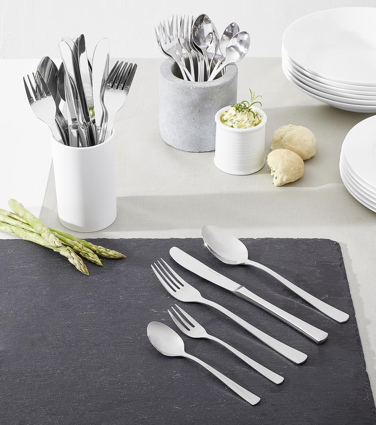 ZESTAW SZTUĆCÓW 040-250 - kolor chromowy, Basics, metal (37,5/3,5/24cm) - Justinus