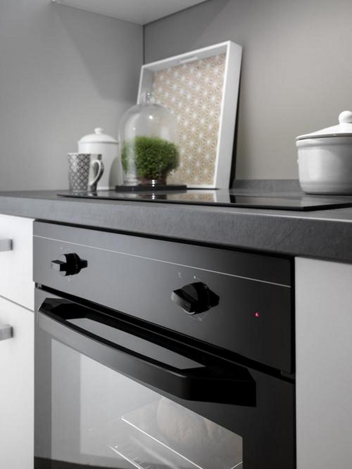 Küchenblock Belluna m. Geräten Weiß - Dunkelgrau/Alufarben, Basics, Holzwerkstoff/Kunststoff (250cm) - MID.YOU